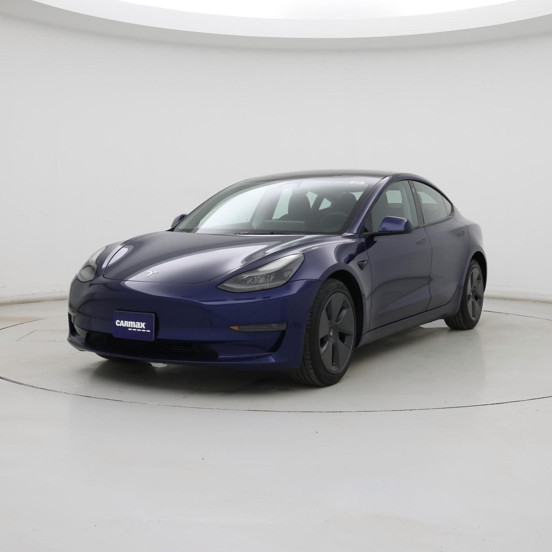 Thumbnail: 2023 Tesla Model 3 - 4