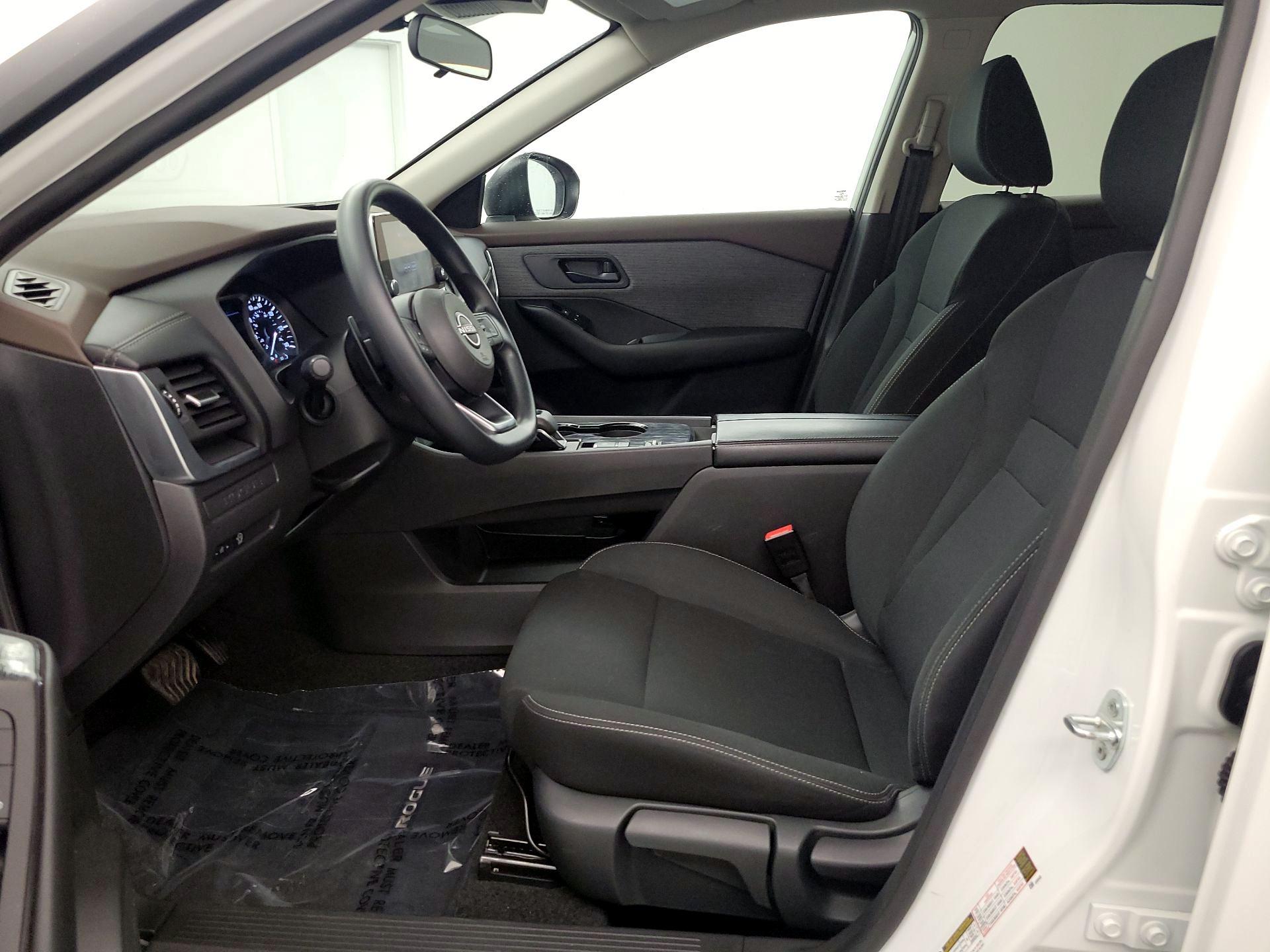 Thumbnail: 2023 Nissan Rogue - 11