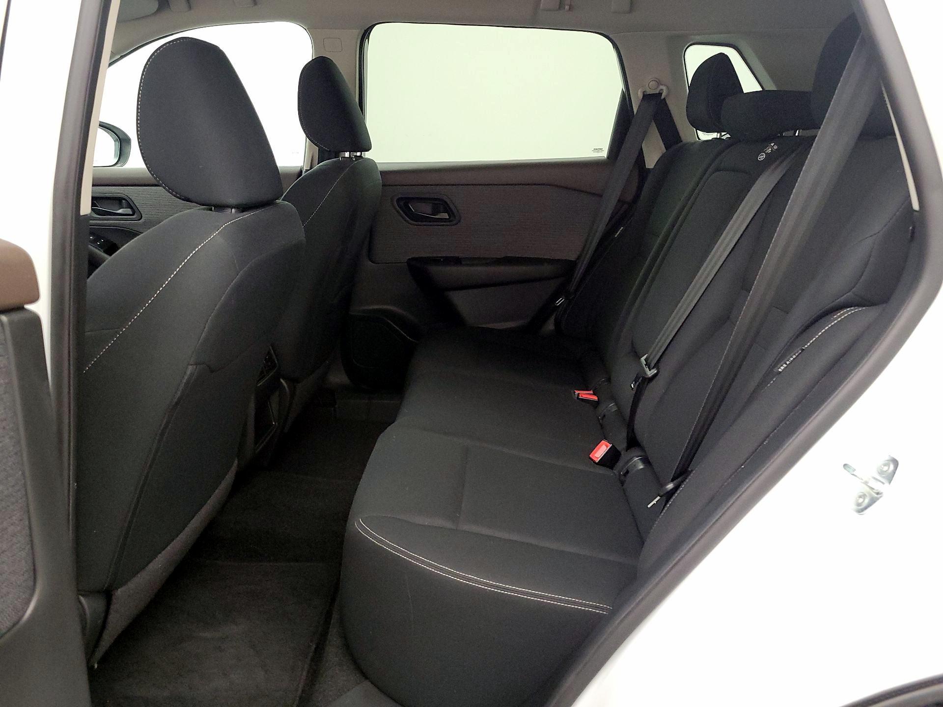 Thumbnail: 2023 Nissan Rogue - 19