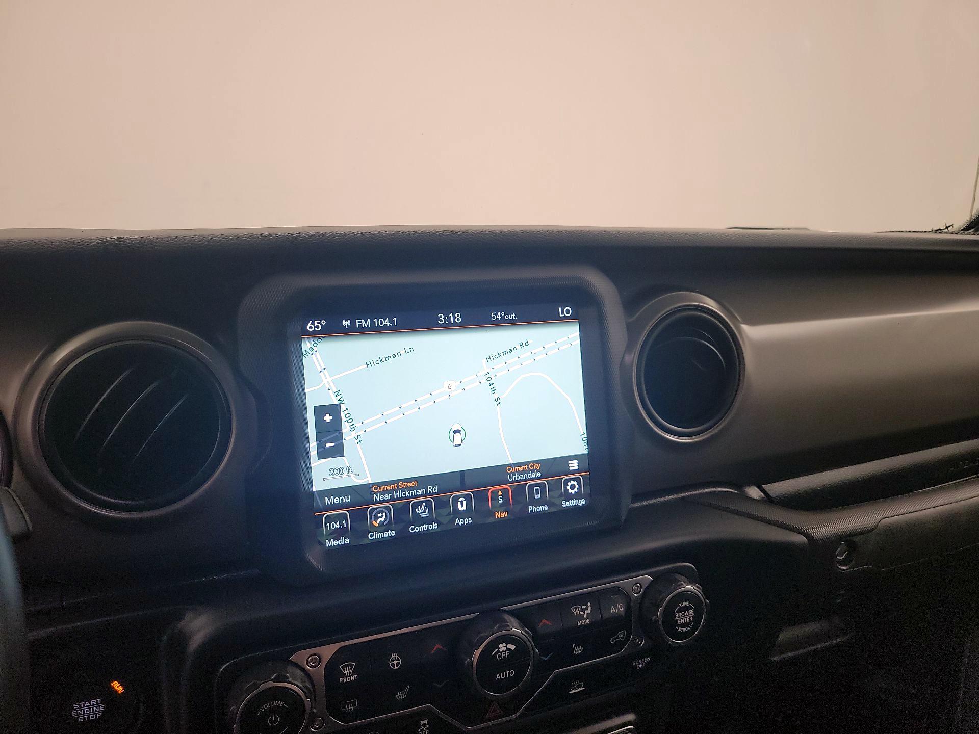 Thumbnail: 2022 Jeep Gladiator - 14