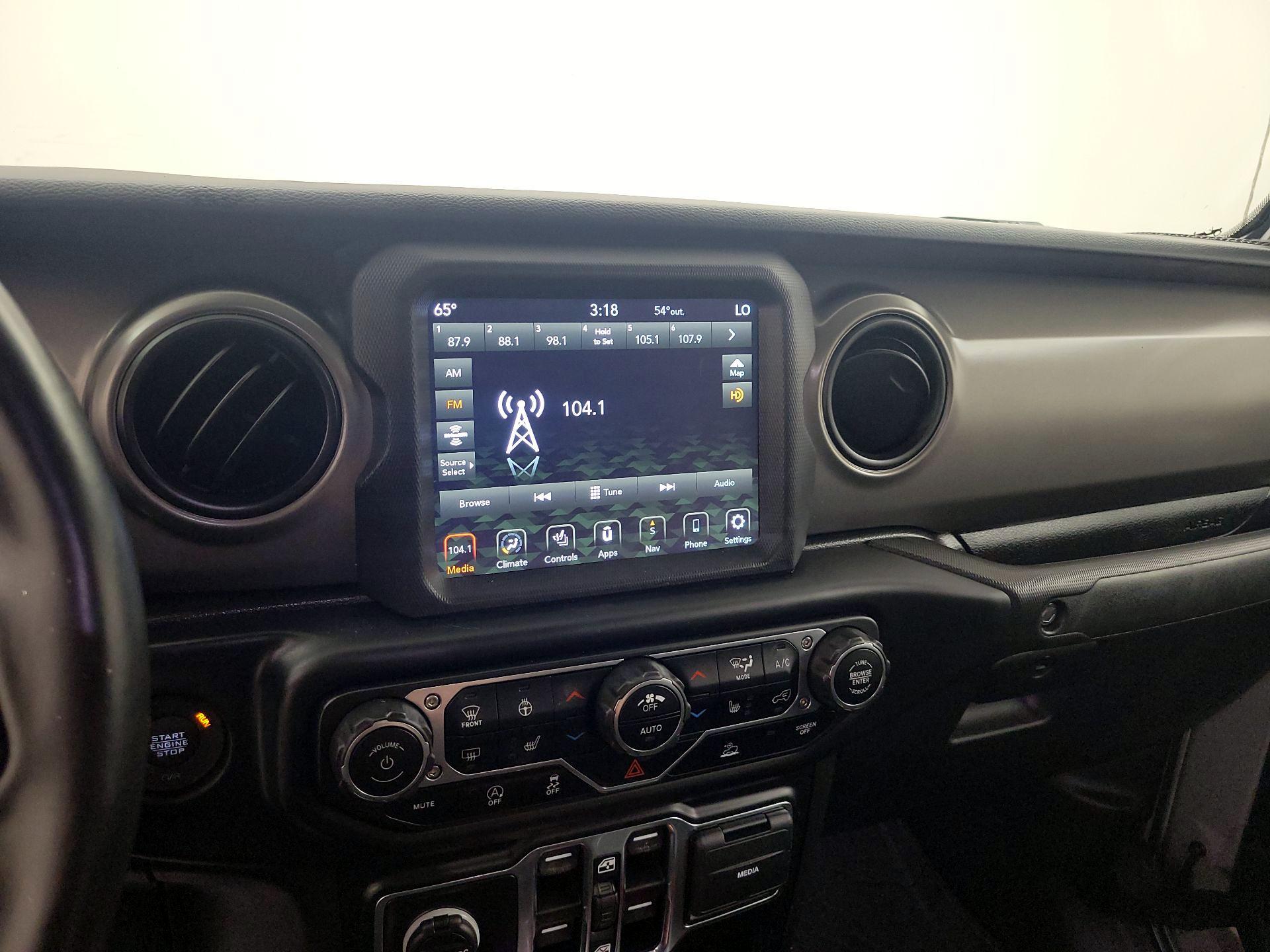 Thumbnail: 2022 Jeep Gladiator - 16