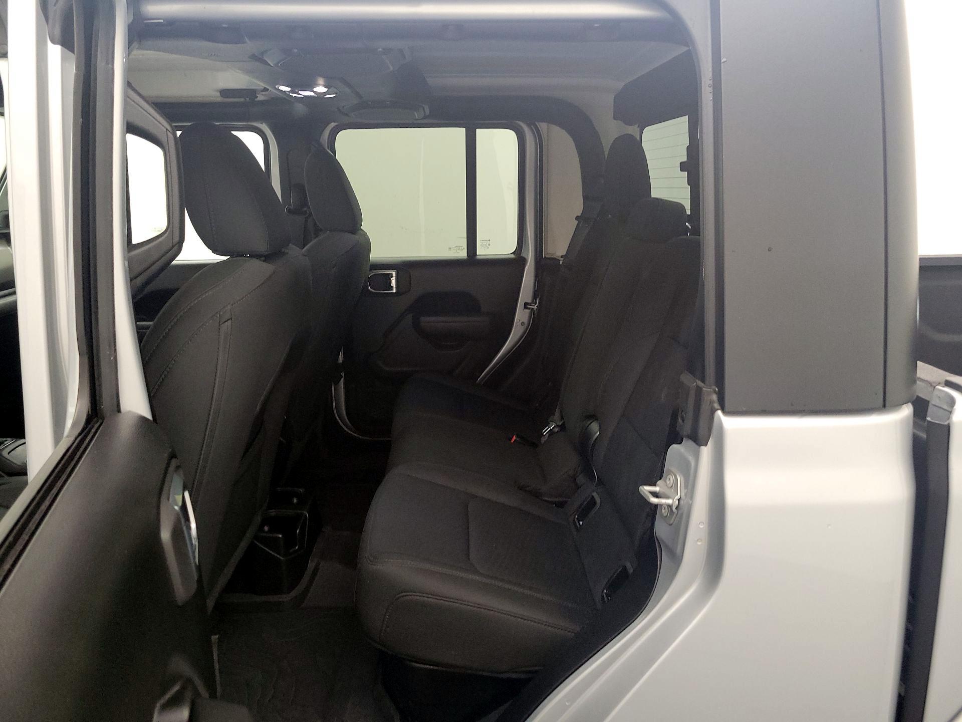 Thumbnail: 2022 Jeep Gladiator - 20