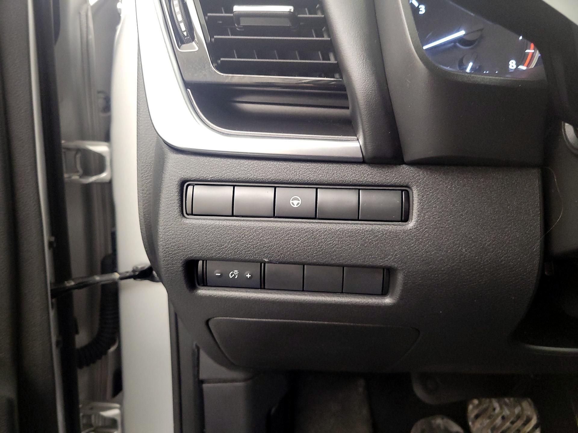 Thumbnail: 2021 Nissan Rogue - 13