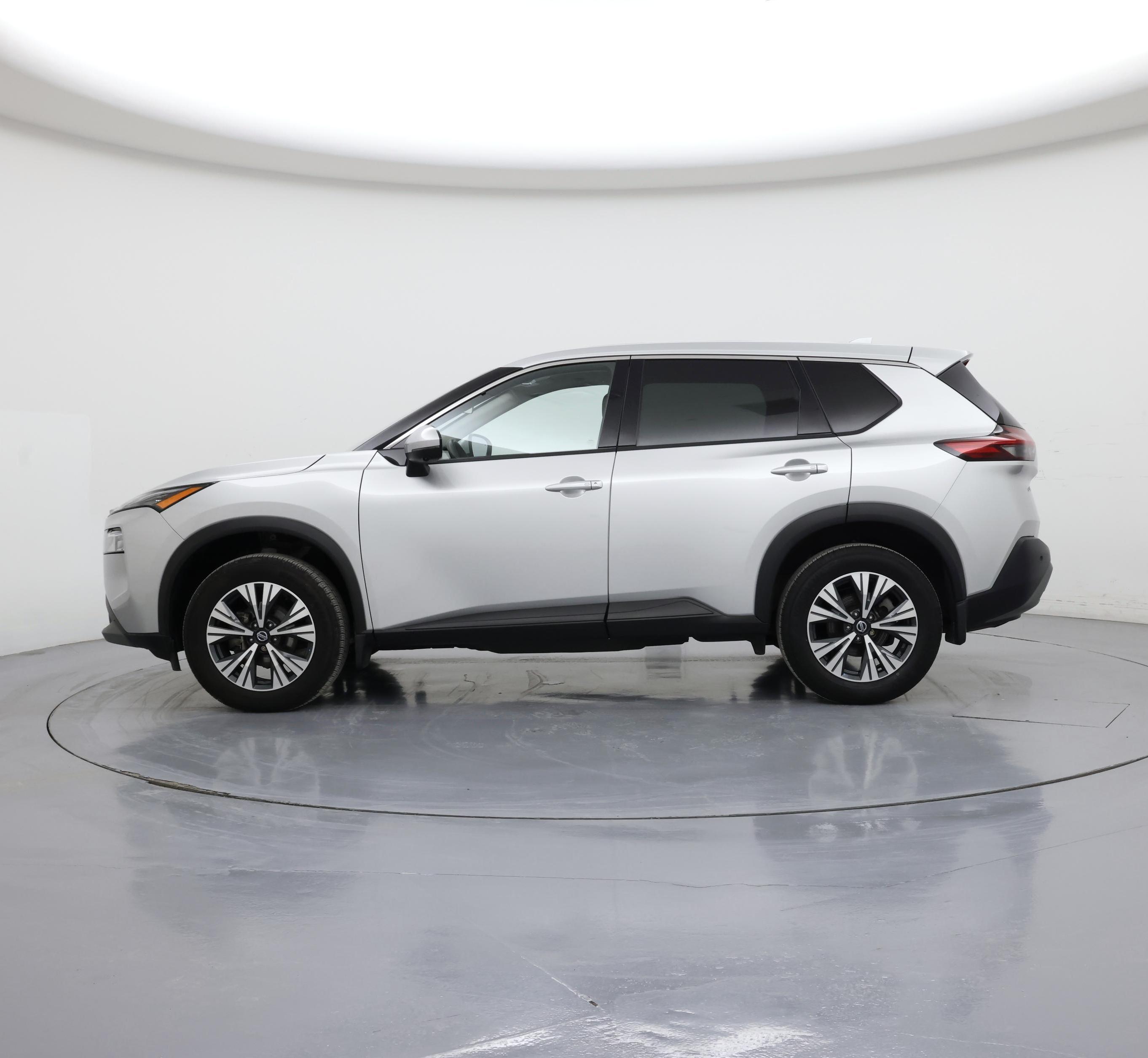 Thumbnail: 2021 Nissan Rogue - 3