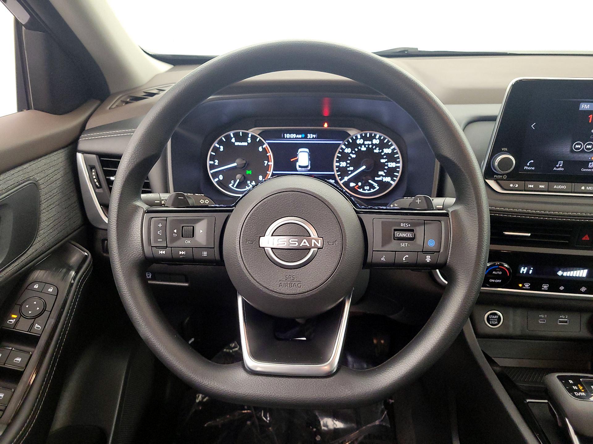 Thumbnail: 2023 Nissan Rogue - 10