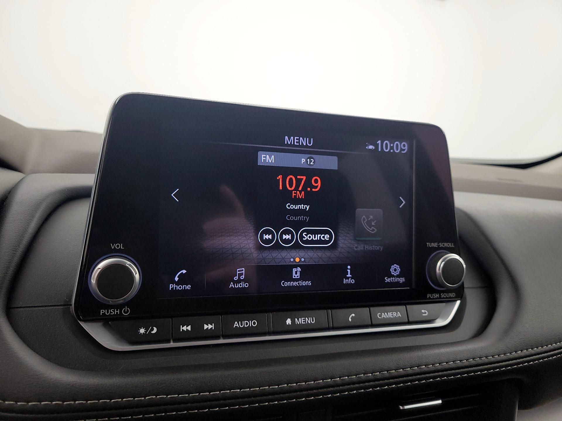 Thumbnail: 2023 Nissan Rogue - 15