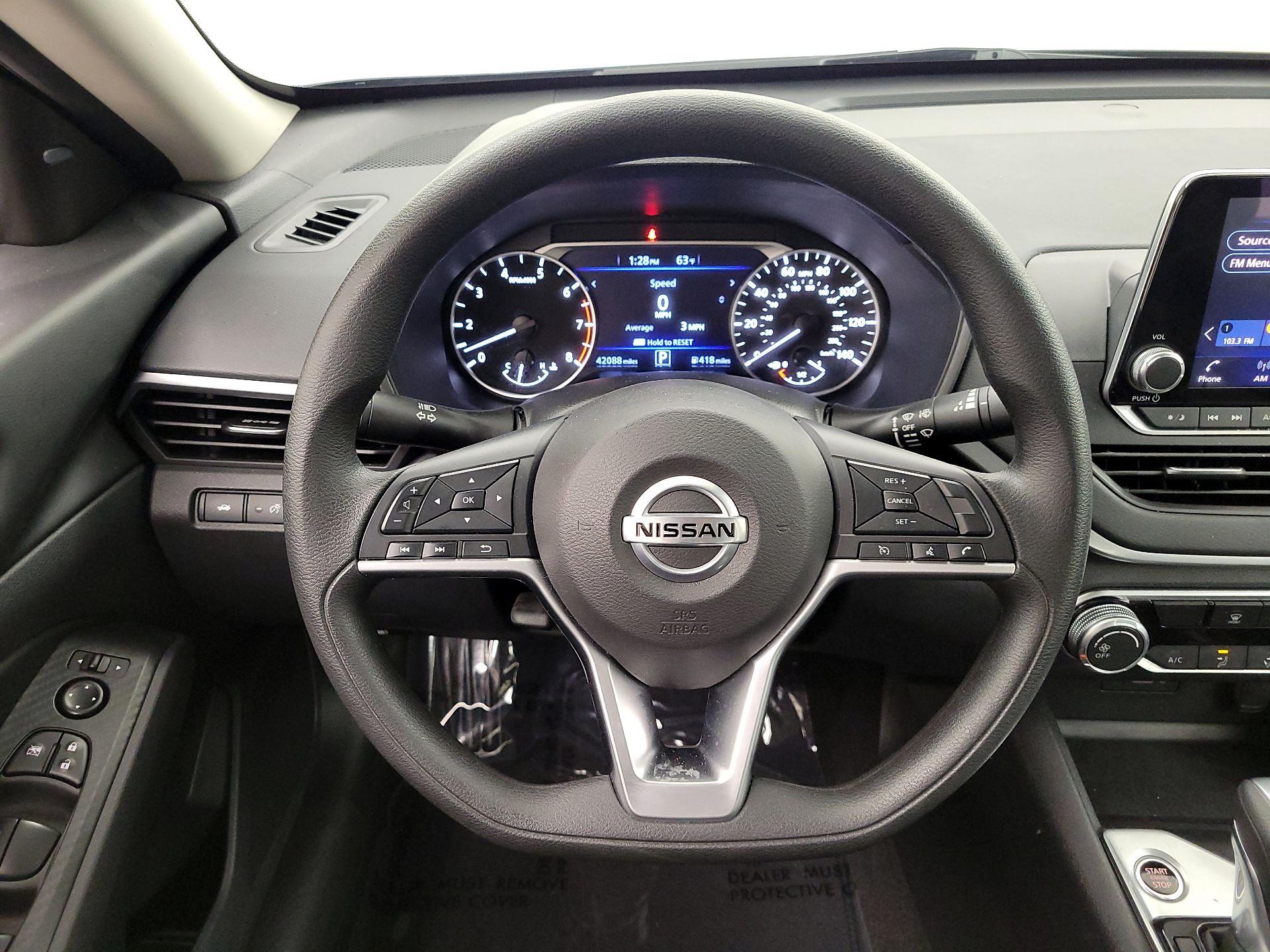 Thumbnail: 2022 Nissan Altima - 10