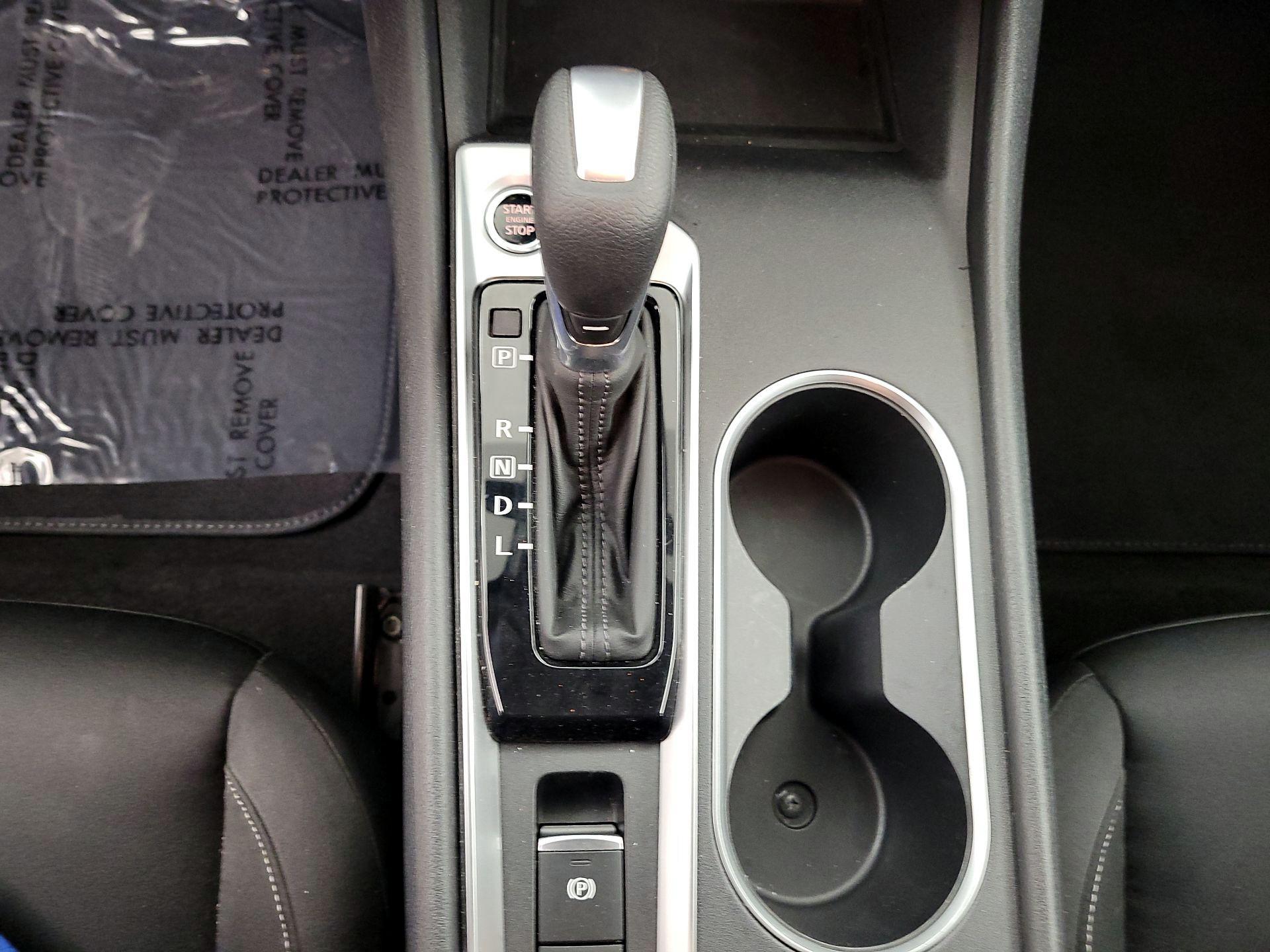 Thumbnail: 2022 Nissan Altima - 16