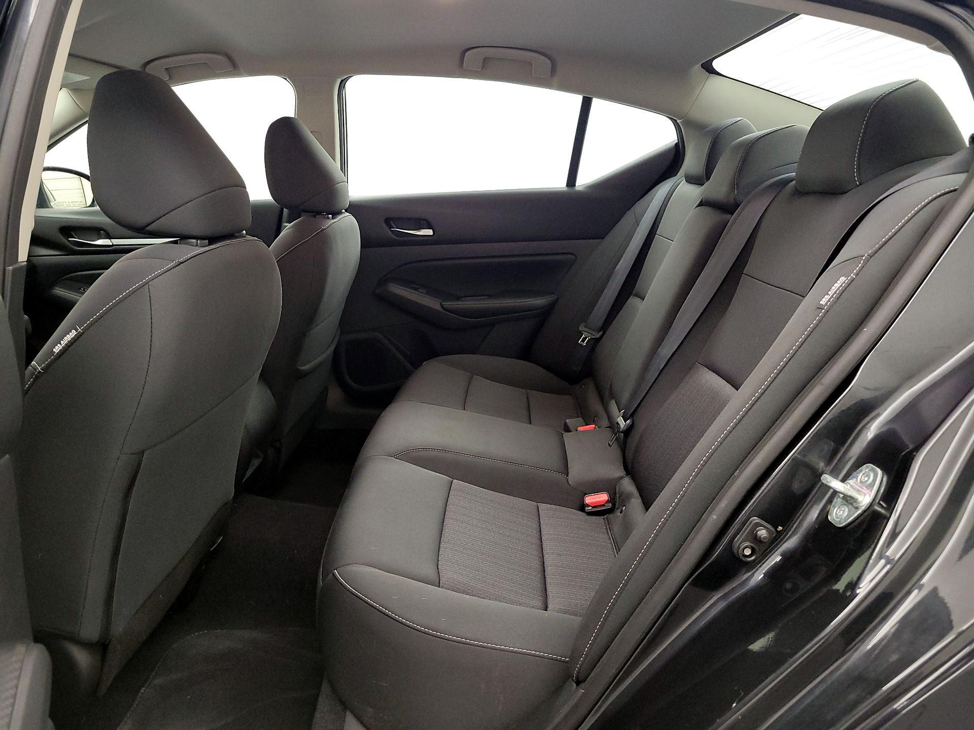 Thumbnail: 2022 Nissan Altima - 18