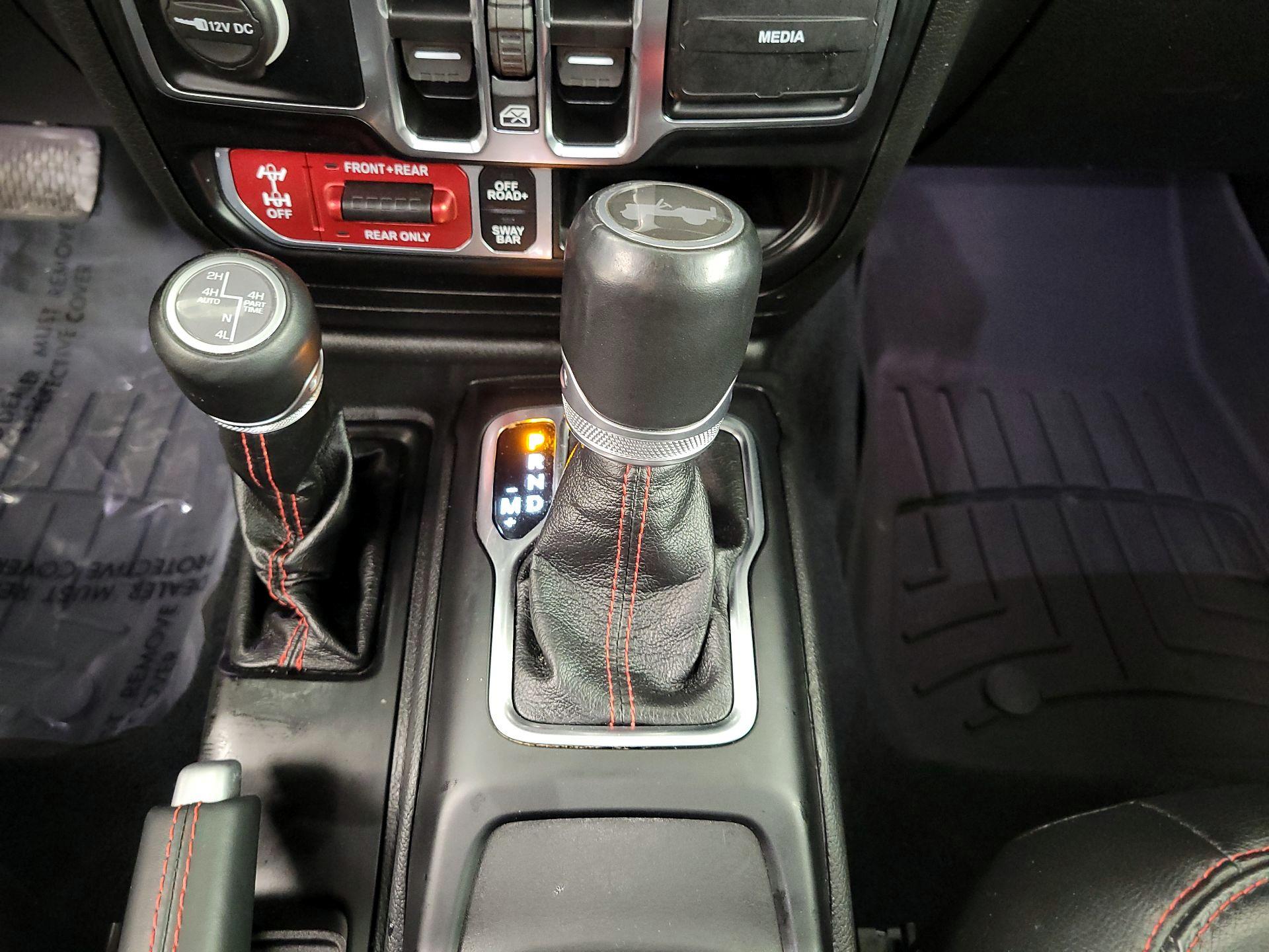 Thumbnail: 2022 Jeep Wrangler - 18