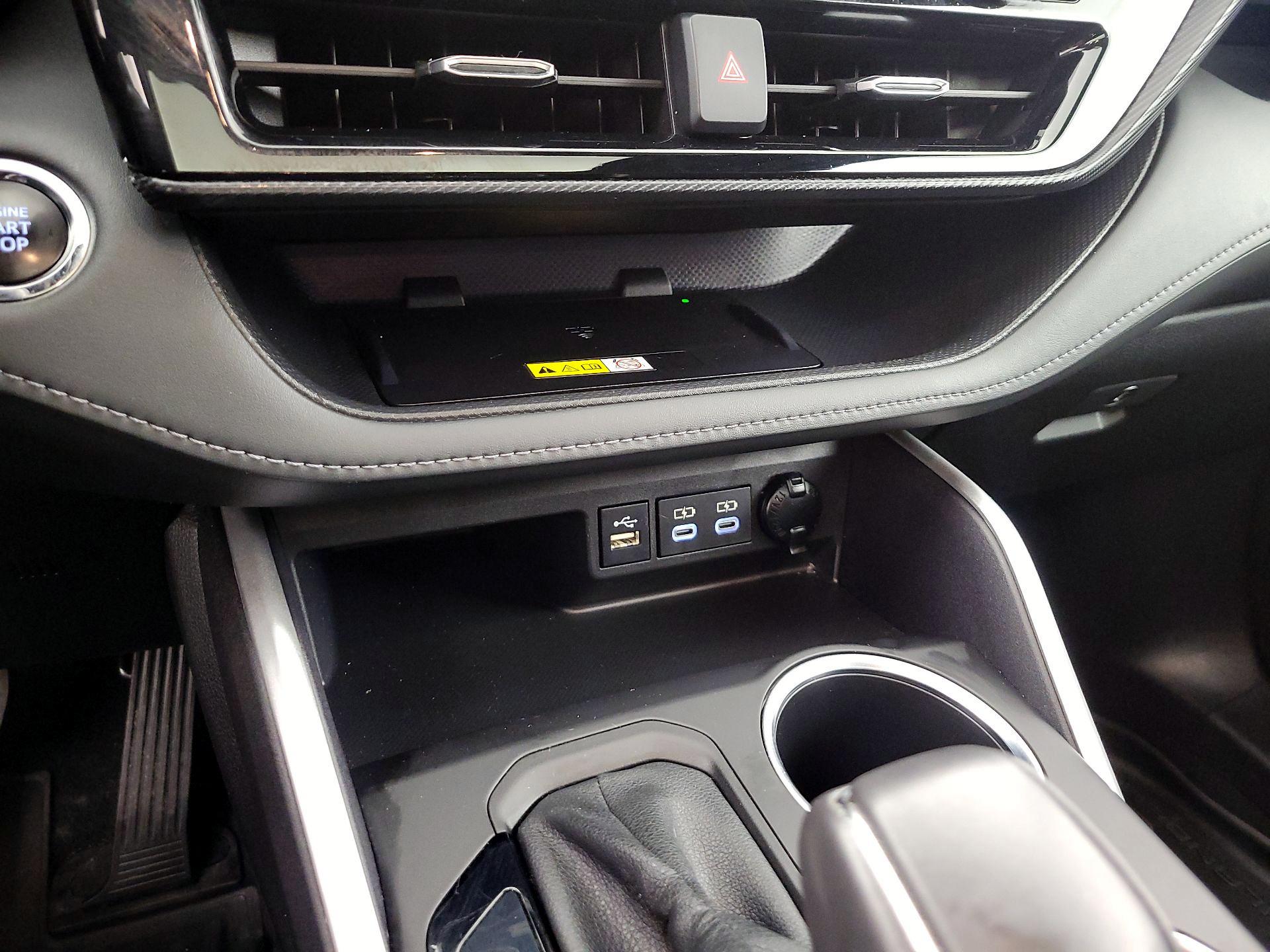 Thumbnail: 2023 Toyota Highlander - 19