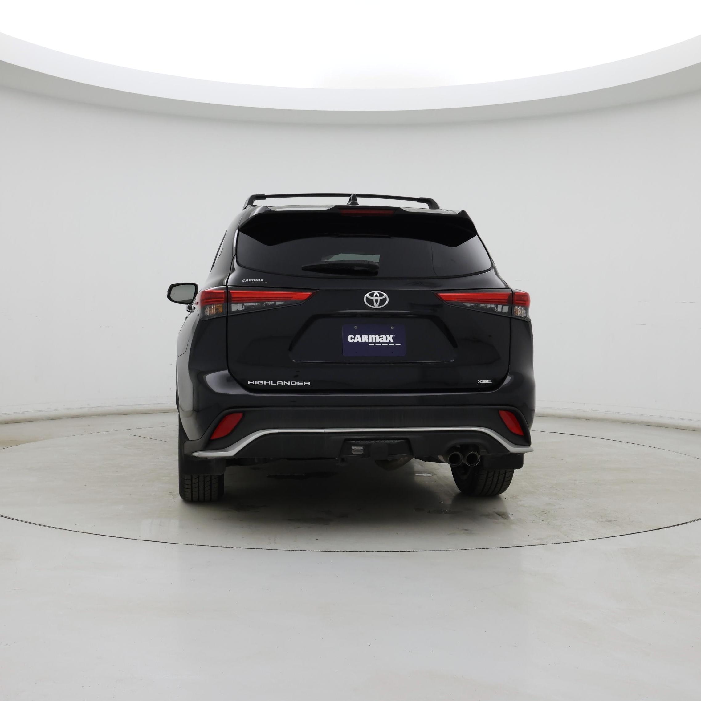 Thumbnail: 2023 Toyota Highlander - 6