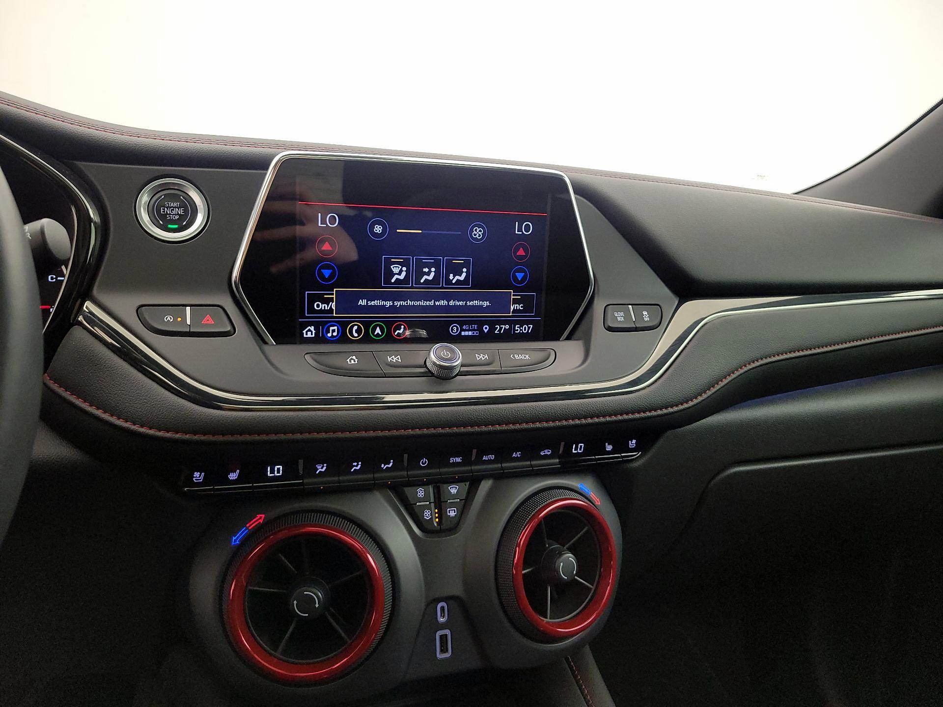 Thumbnail: 2022 Chevrolet Blazer - 17