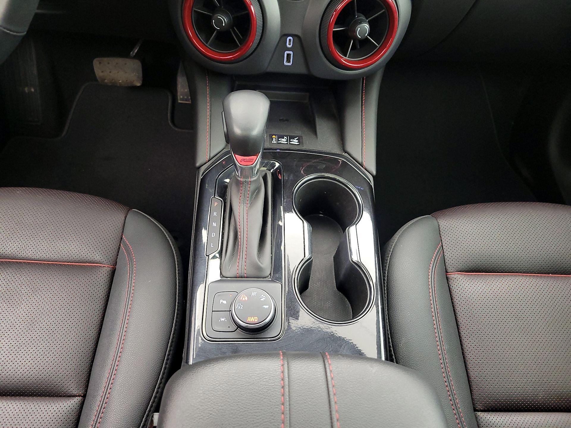 Thumbnail: 2022 Chevrolet Blazer - 18