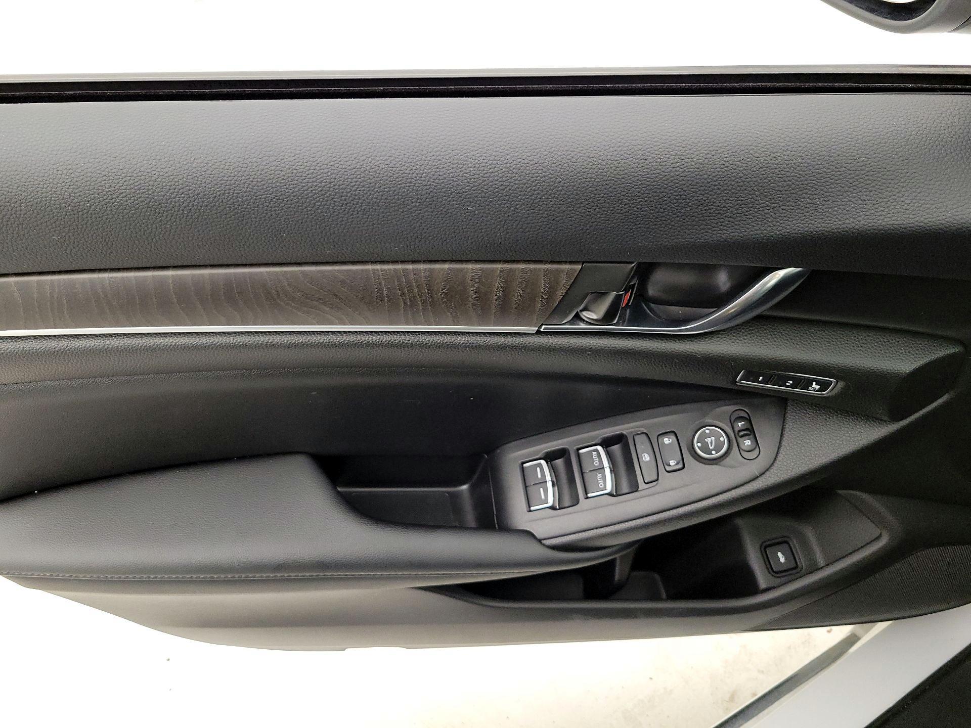 Thumbnail: 2021 Honda Accord - 12