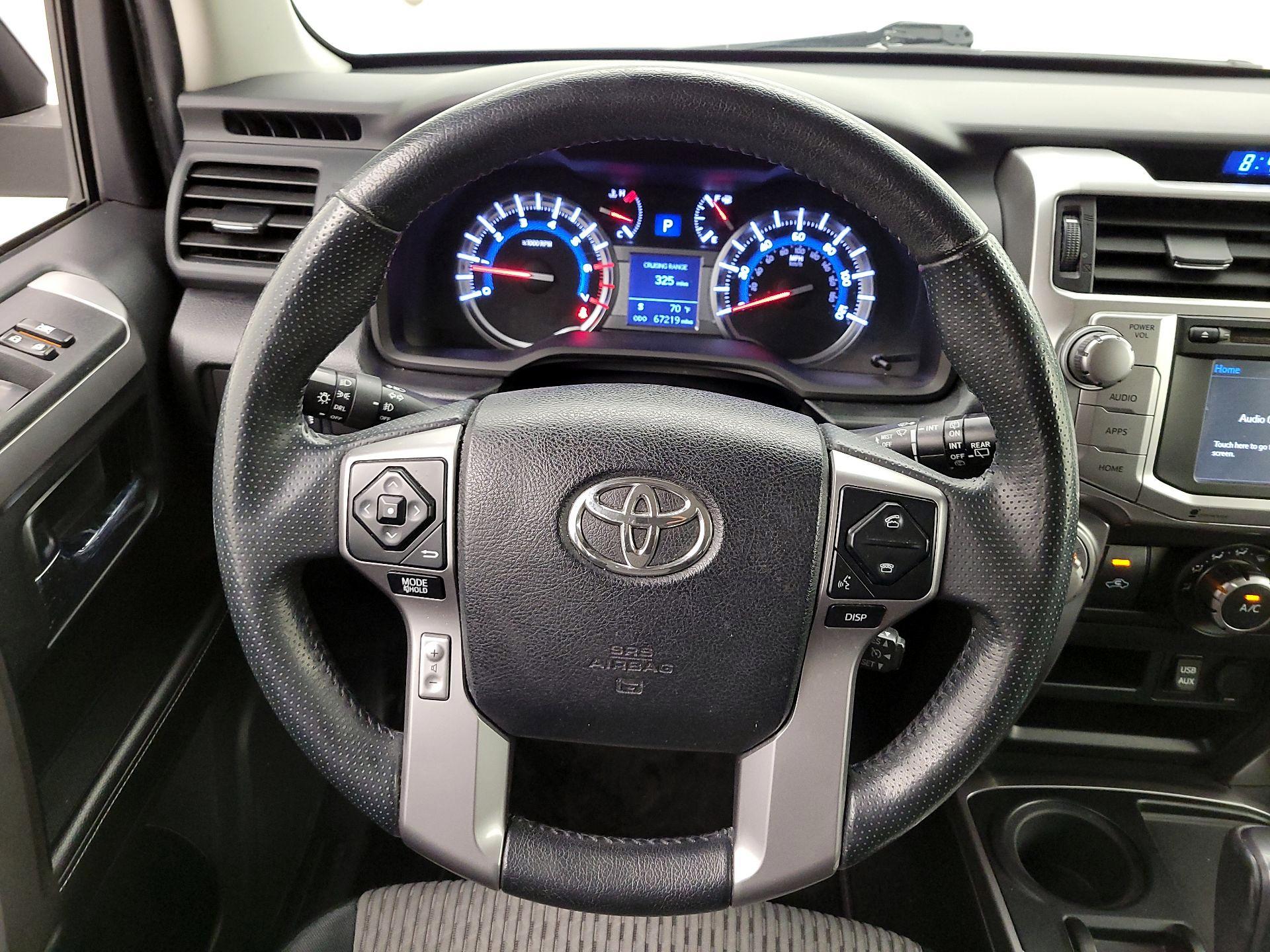 Thumbnail: 2016 Toyota 4Runner - 10