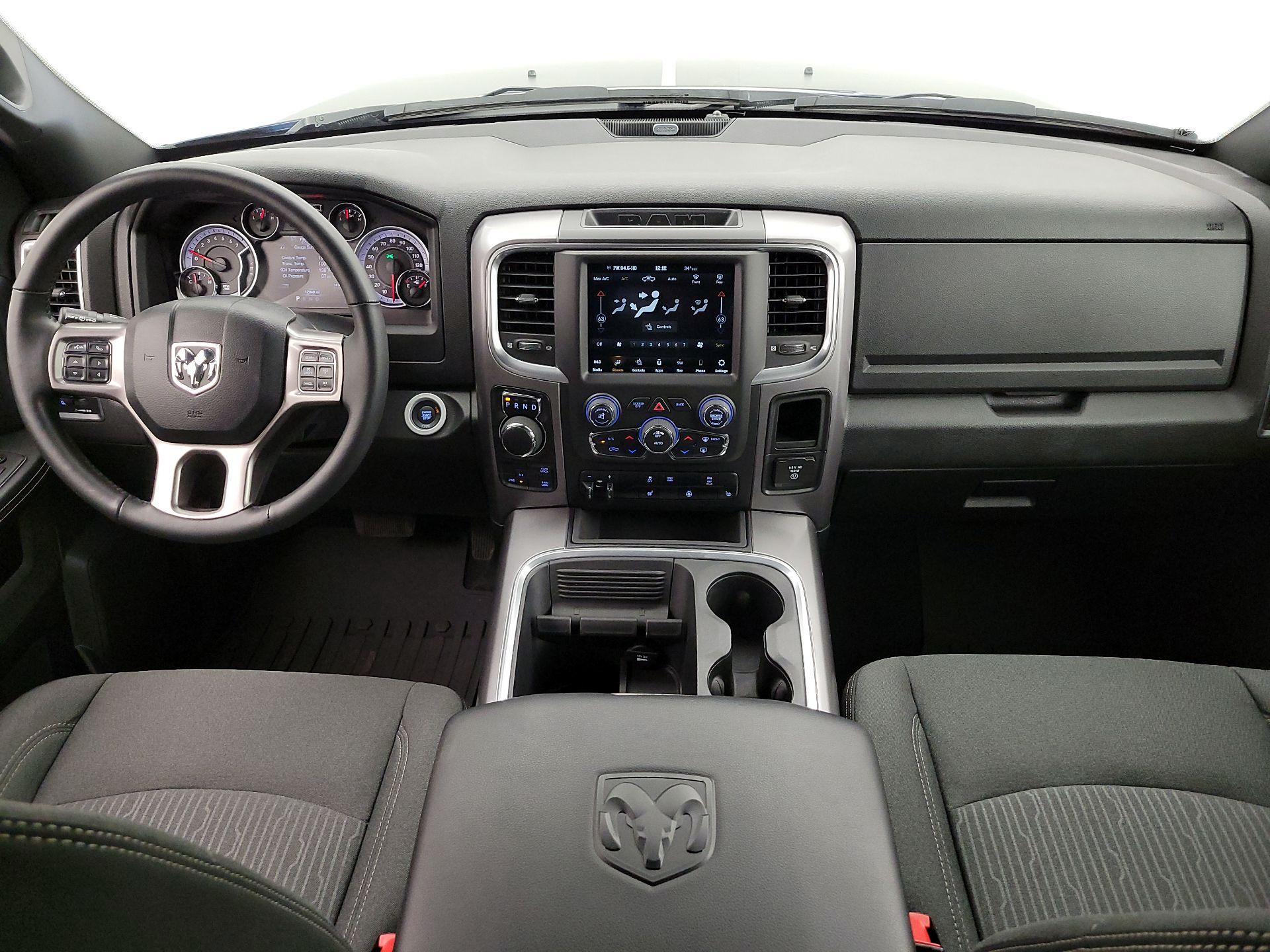 Thumbnail: 2023 RAM 1500 Classic - 9