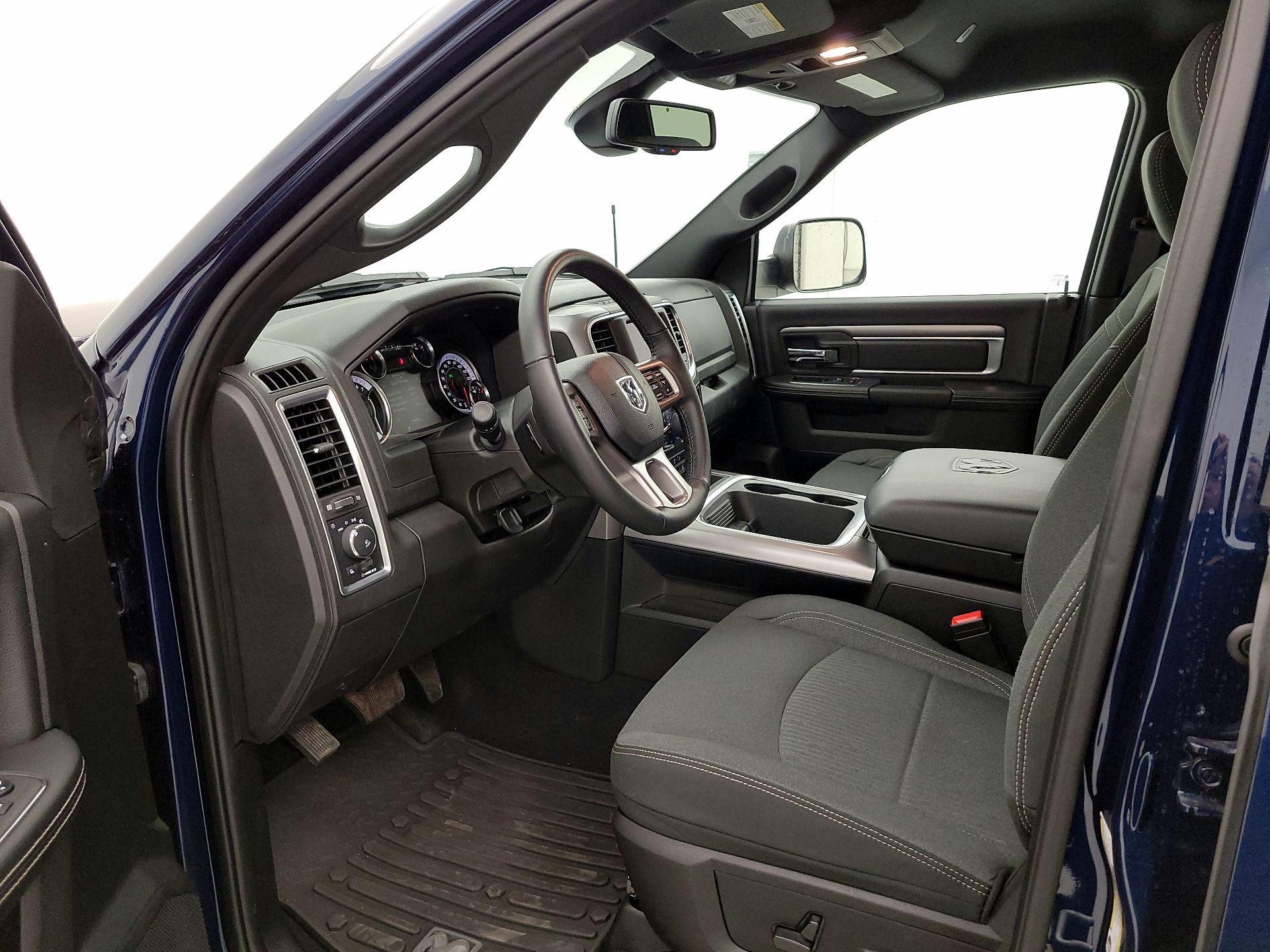 Thumbnail: 2023 RAM 1500 Classic - 11