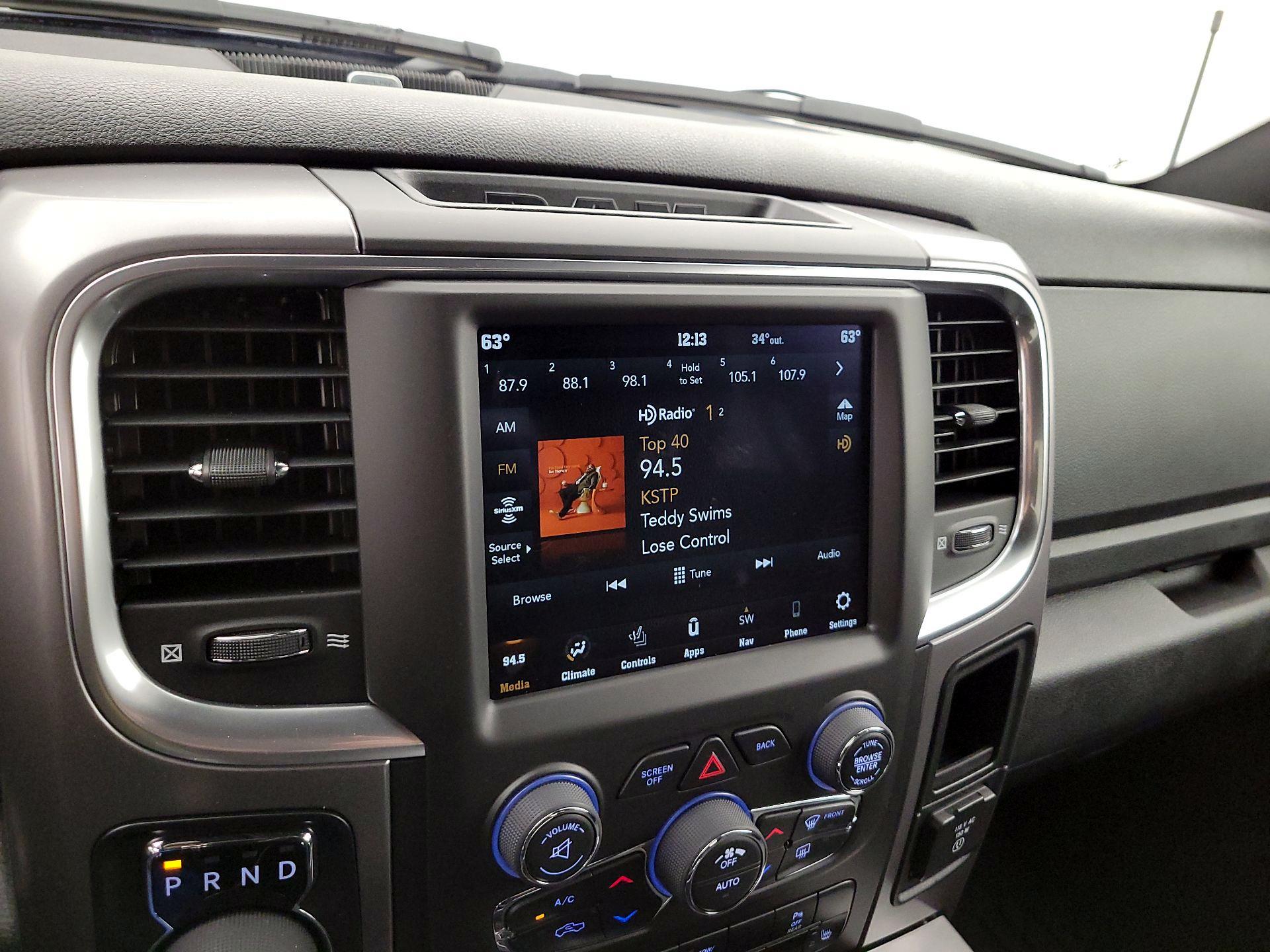 Thumbnail: 2023 RAM 1500 Classic - 16