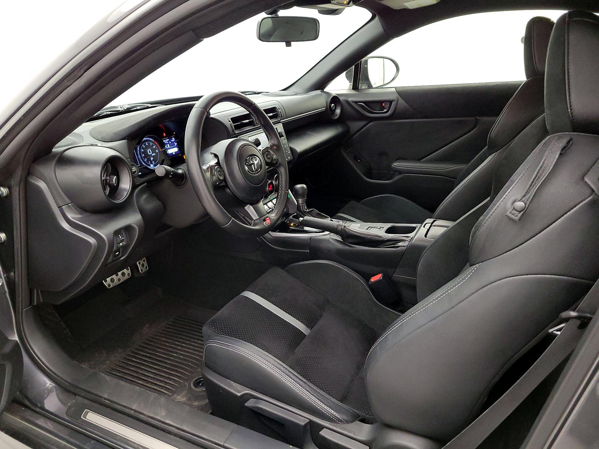 Thumbnail: 2023 Toyota GR86 - 11