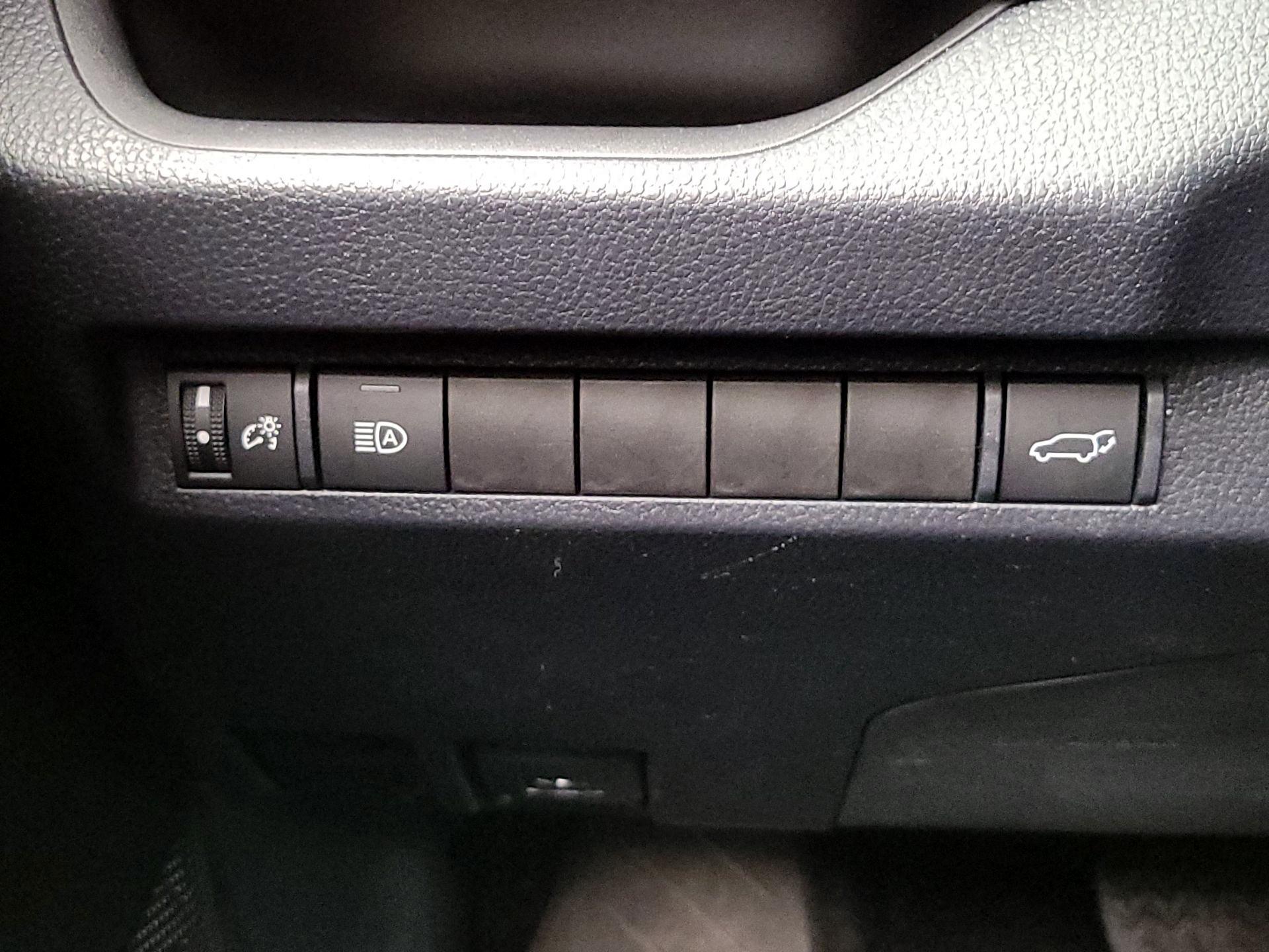 Thumbnail: 2023 Toyota RAV4 - 13