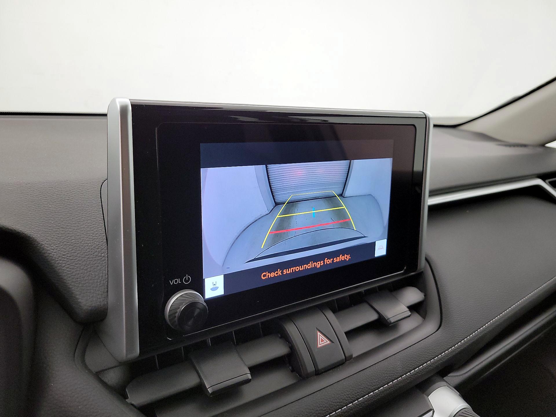 Thumbnail: 2023 Toyota RAV4 - 15