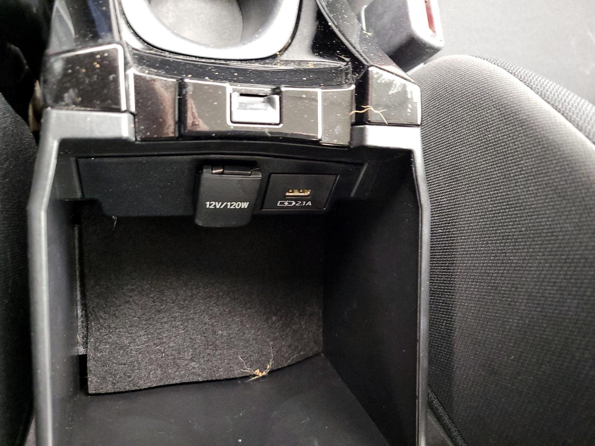 Thumbnail: 2021 Toyota Corolla - 19