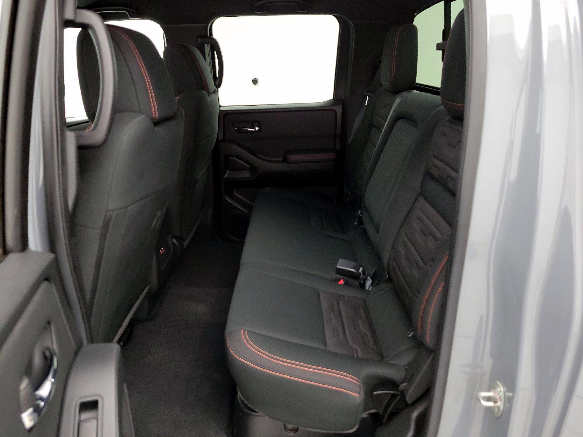 Thumbnail: 2024 Nissan Frontier - 20