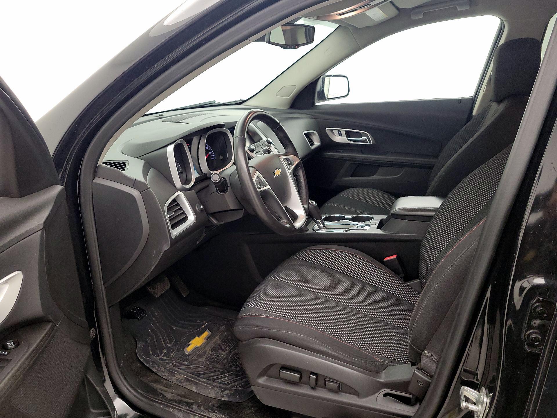 Thumbnail: 2017 Chevrolet Equinox - 11