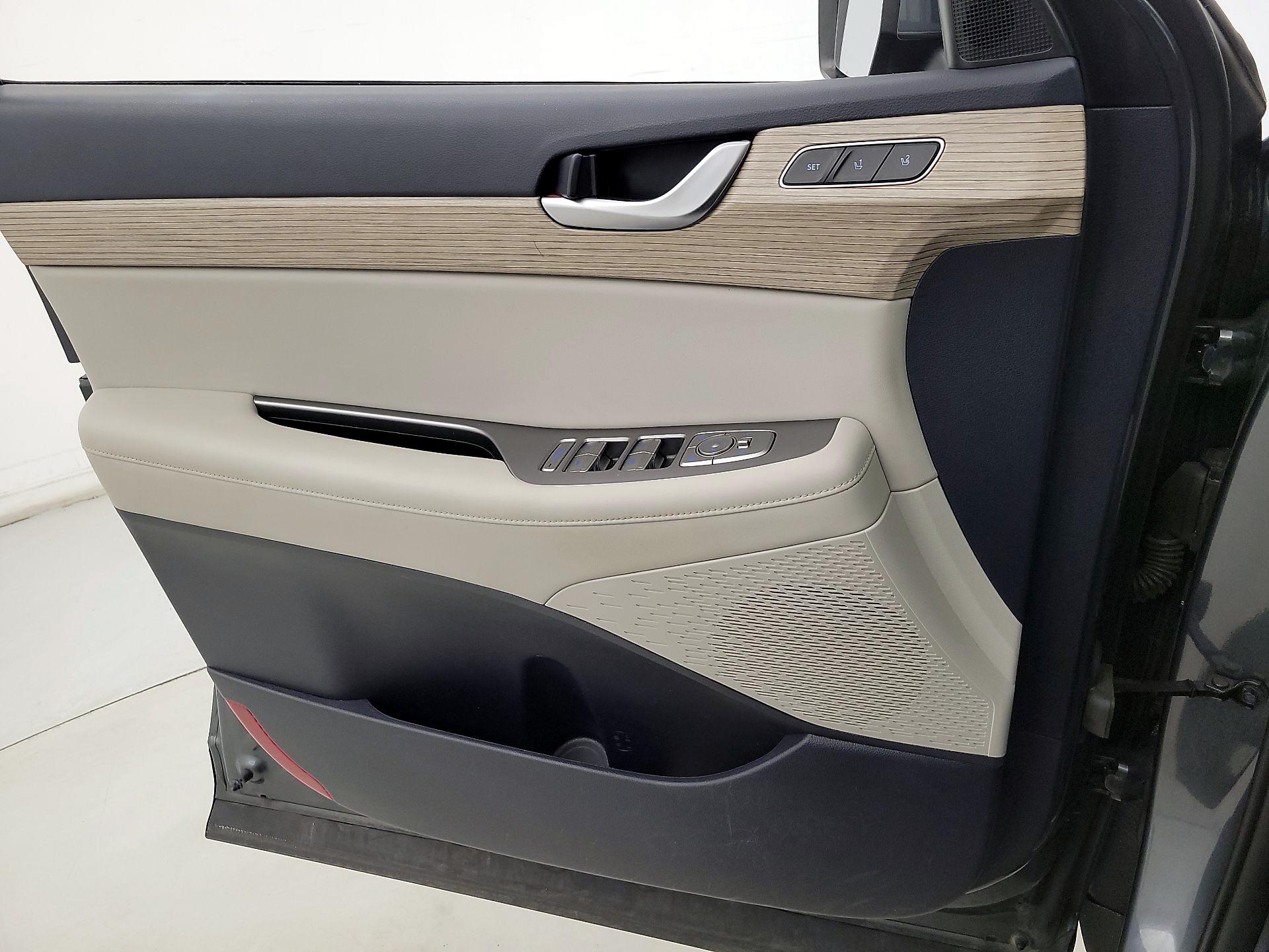 Thumbnail: 2022 Hyundai Palisade - 12