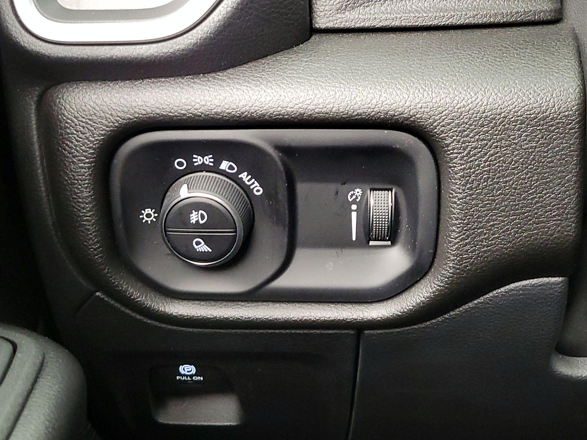 Thumbnail: 2025 RAM 1500 - 13