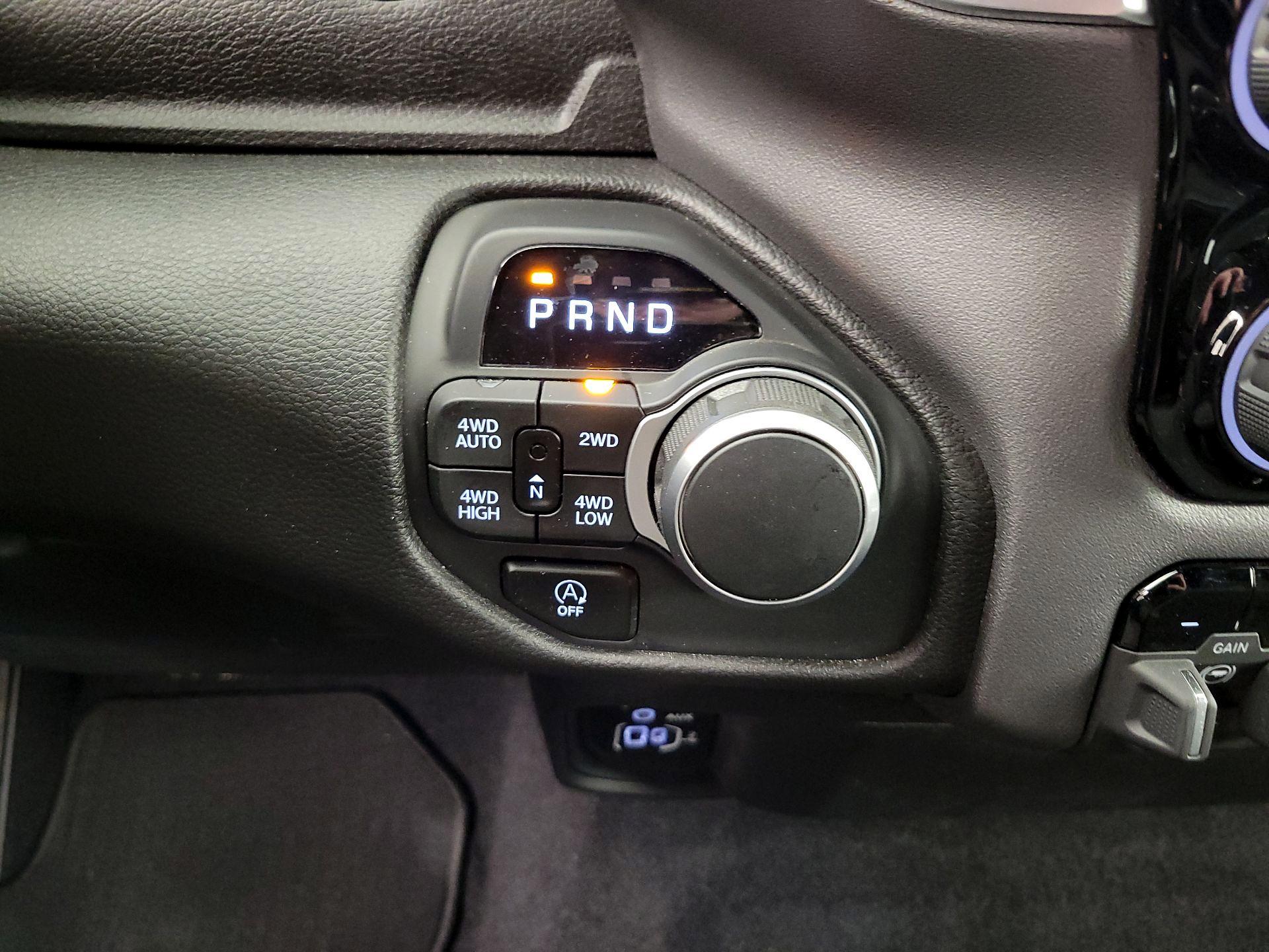 Thumbnail: 2025 RAM 1500 - 17