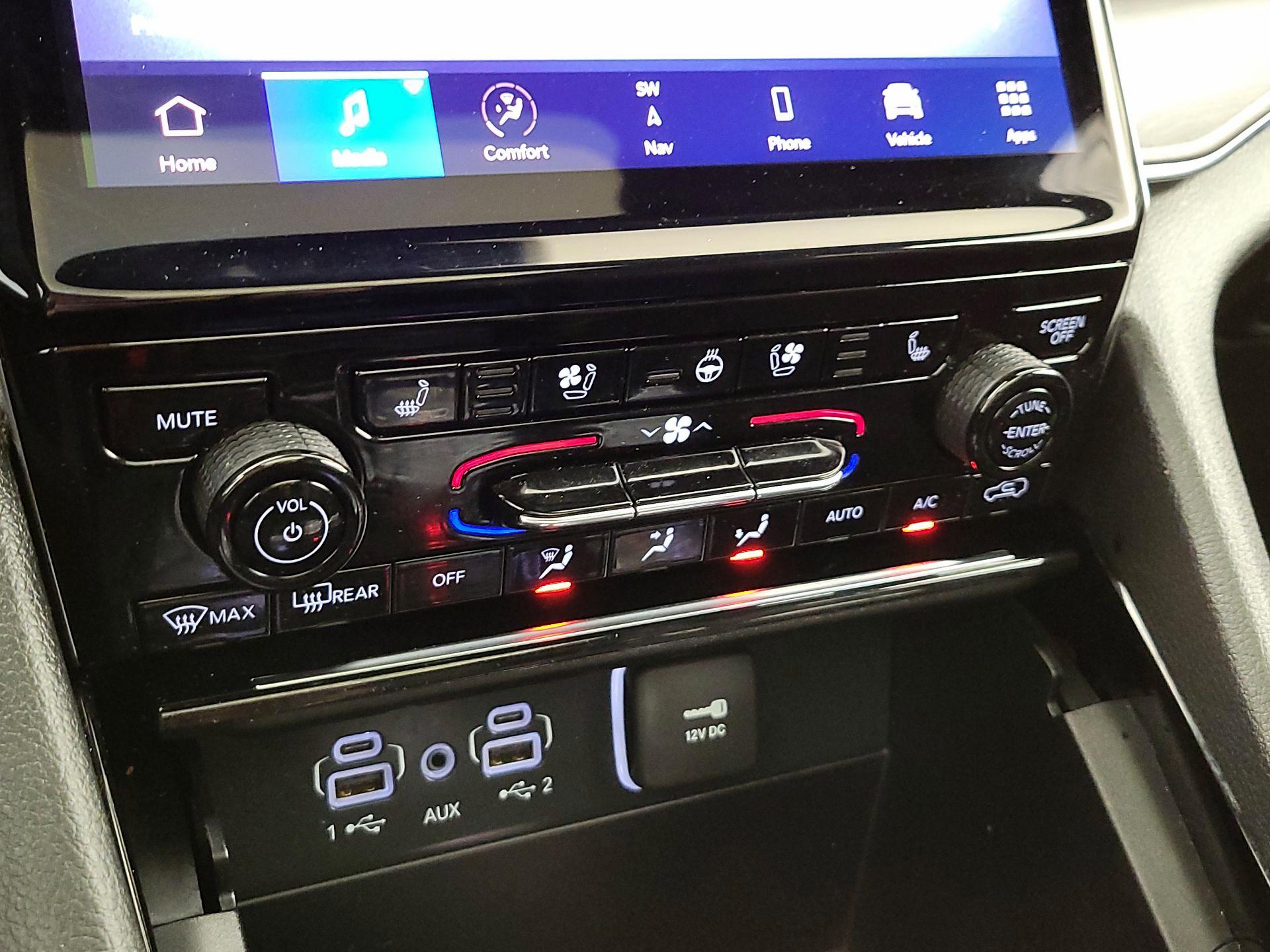 Thumbnail: 2023 Jeep Grand Cherokee - 17