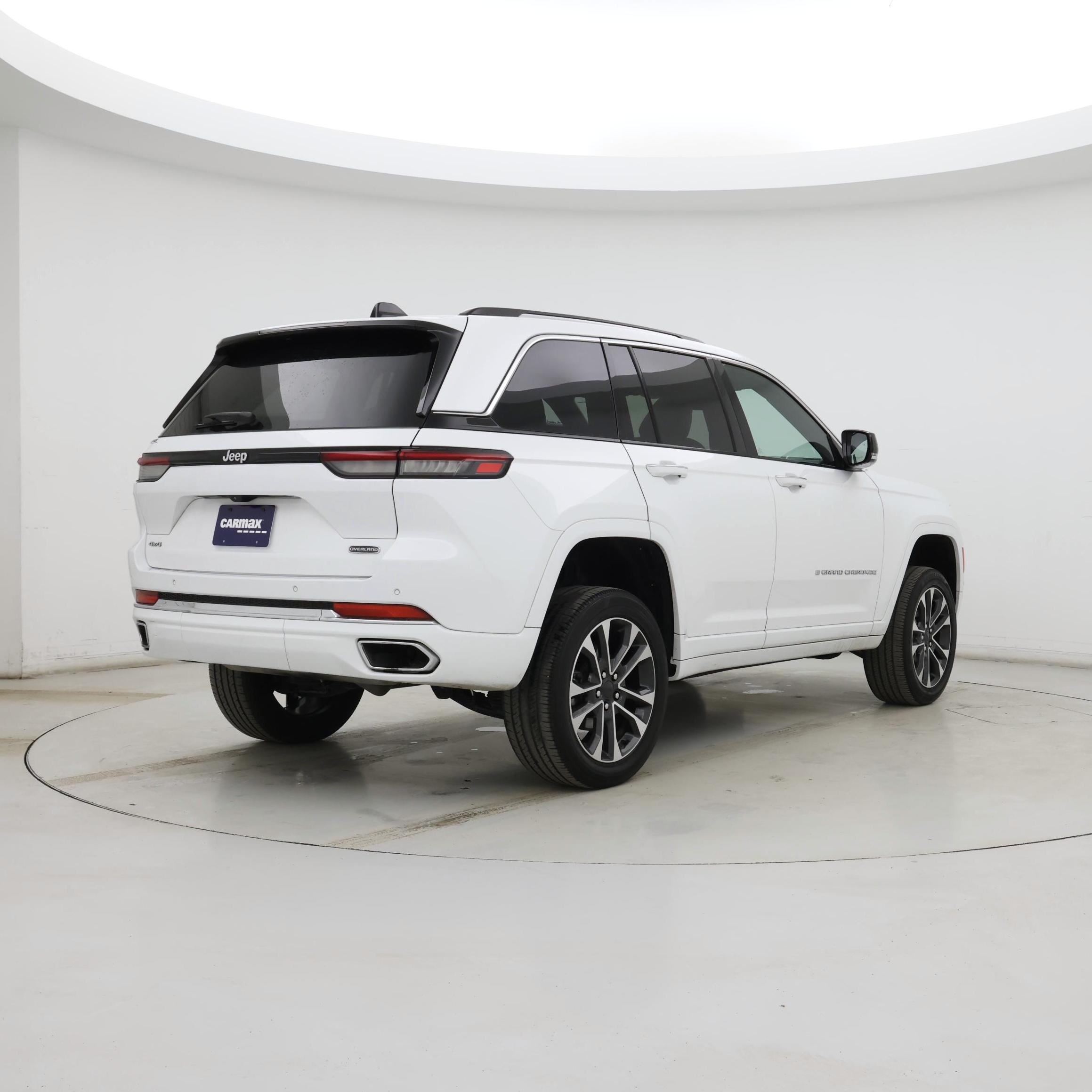 Thumbnail: 2023 Jeep Grand Cherokee - 8