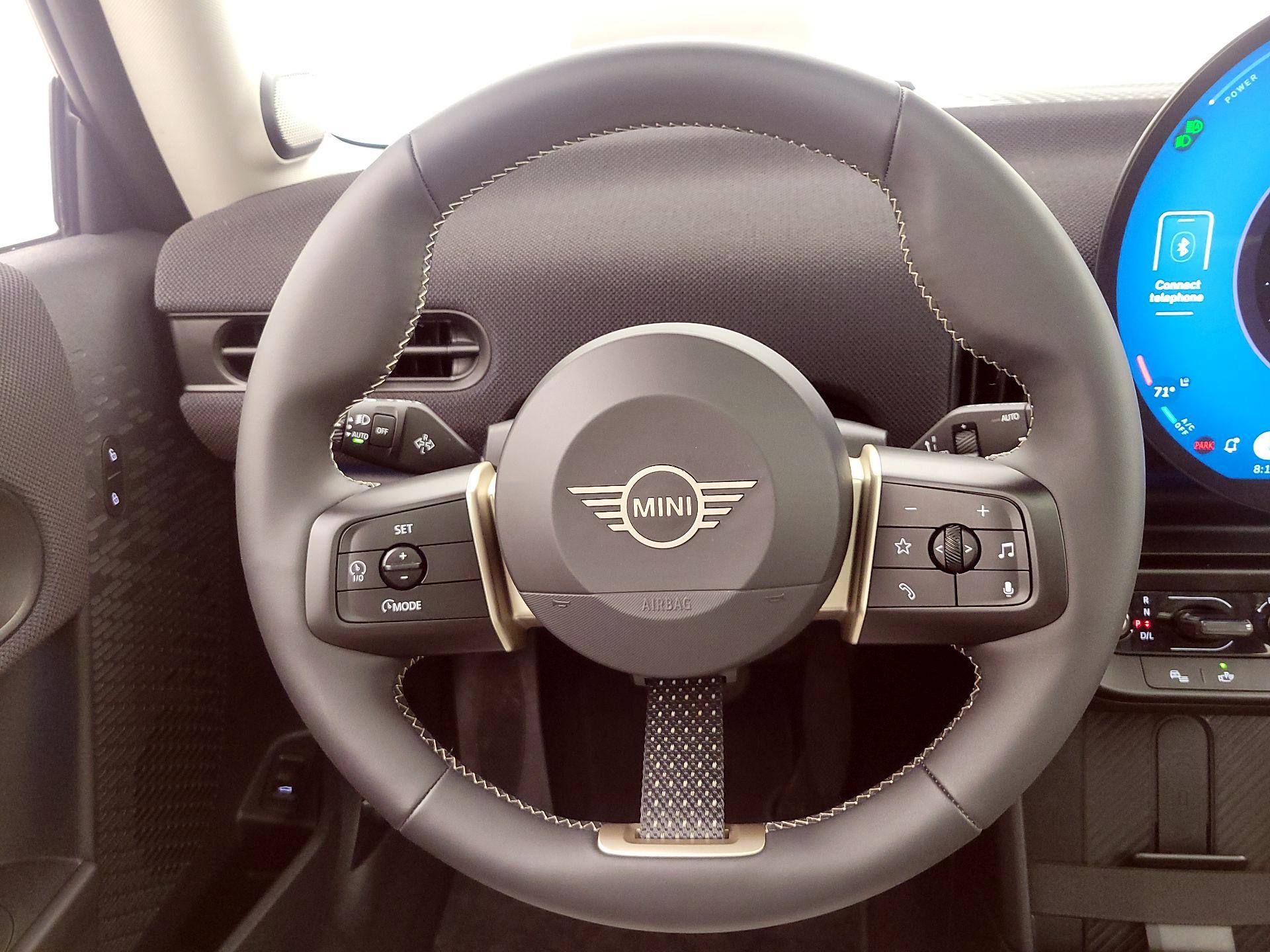 Thumbnail: 2025 MINI Cooper Hardtop - 10