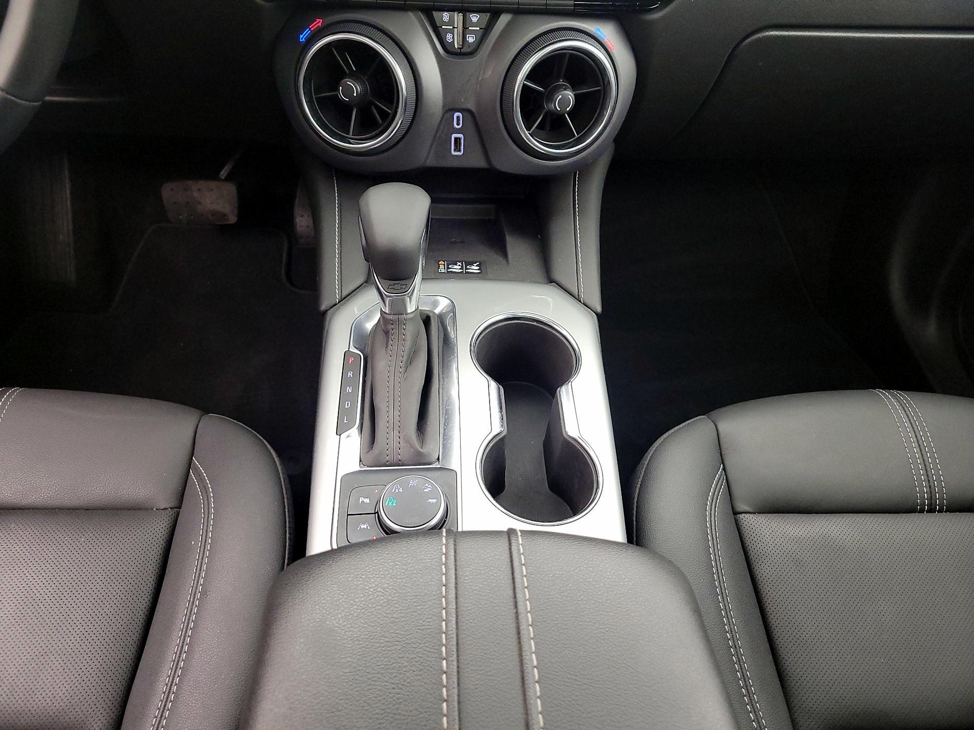 Thumbnail: 2025 Chevrolet Blazer - 18