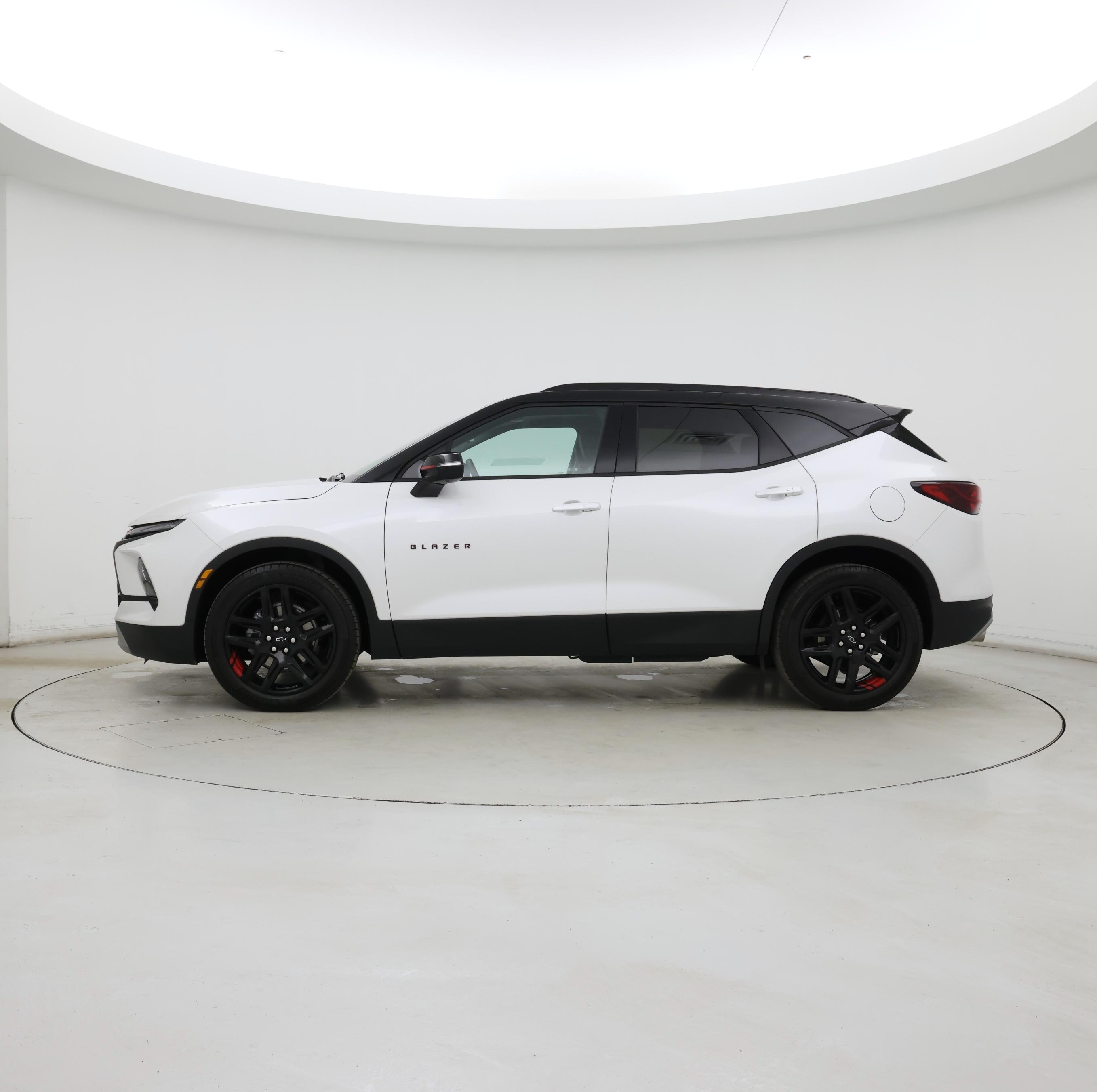 Thumbnail: 2025 Chevrolet Blazer - 3