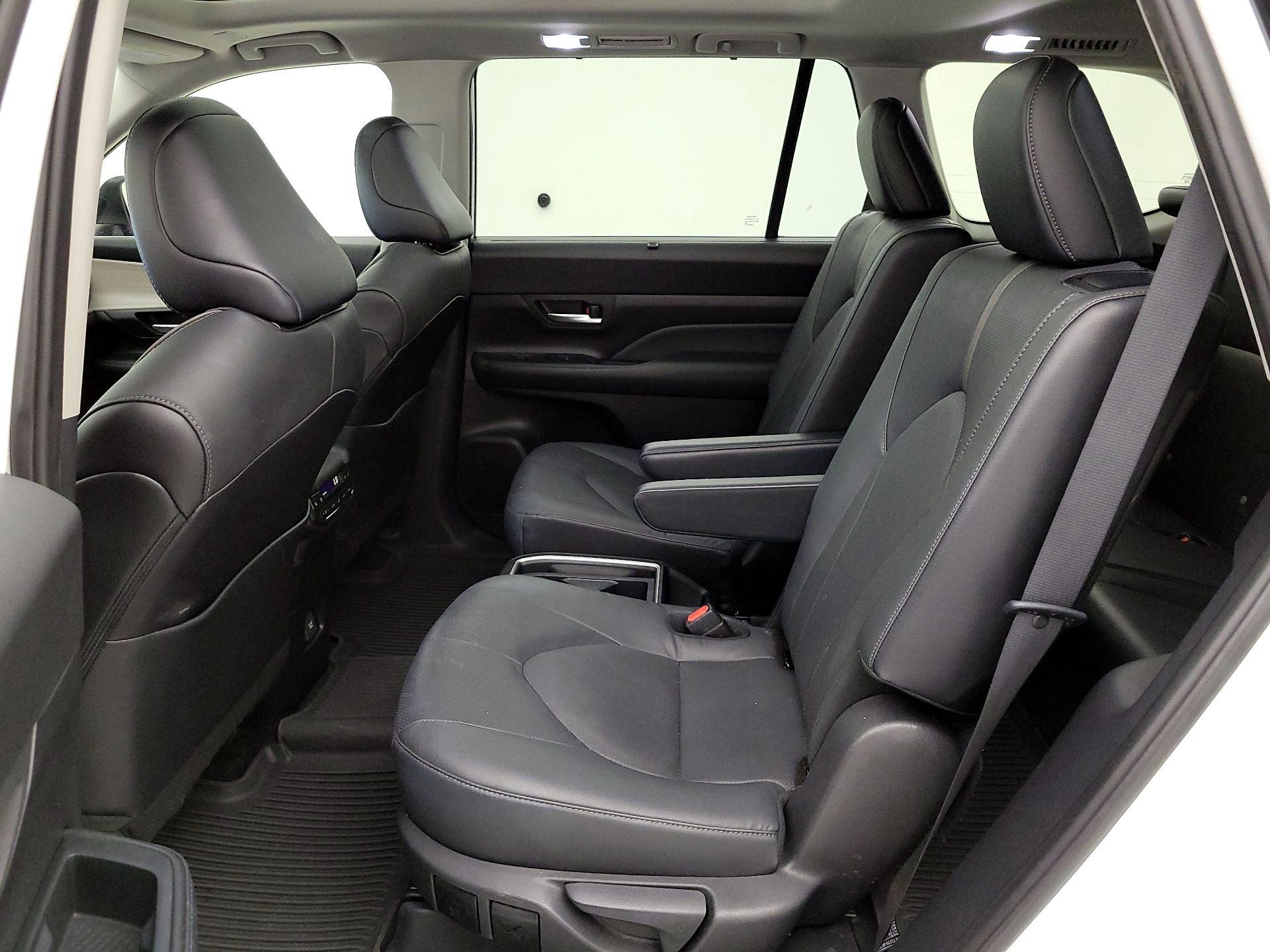 Thumbnail: 2024 Toyota Grand Highlander - 20