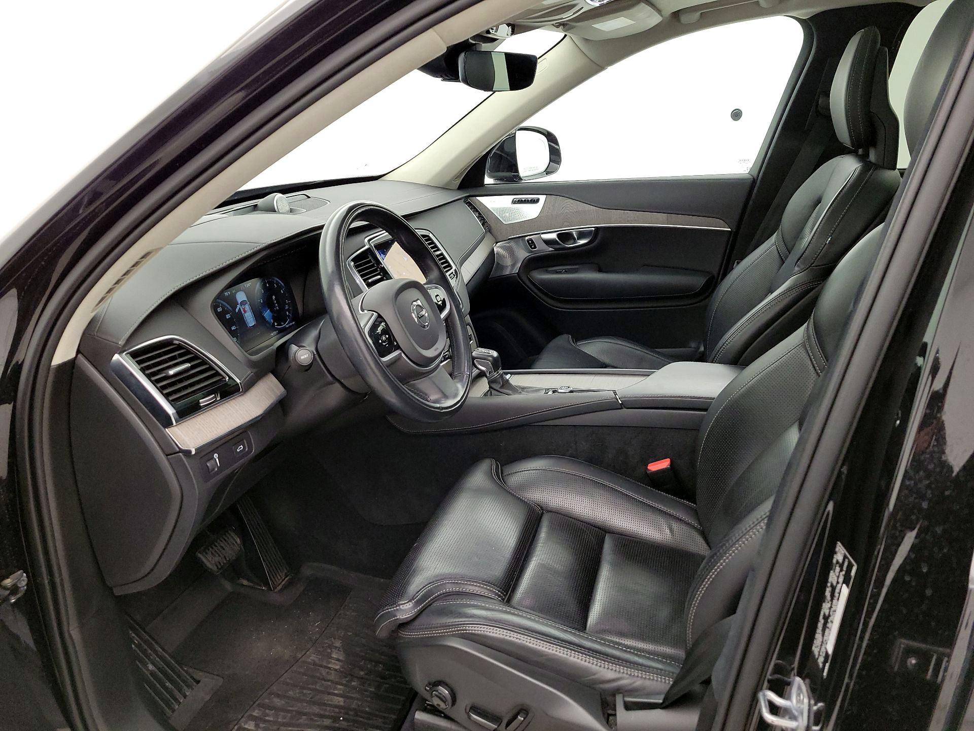 Thumbnail: 2022 Volvo XC90 - 11