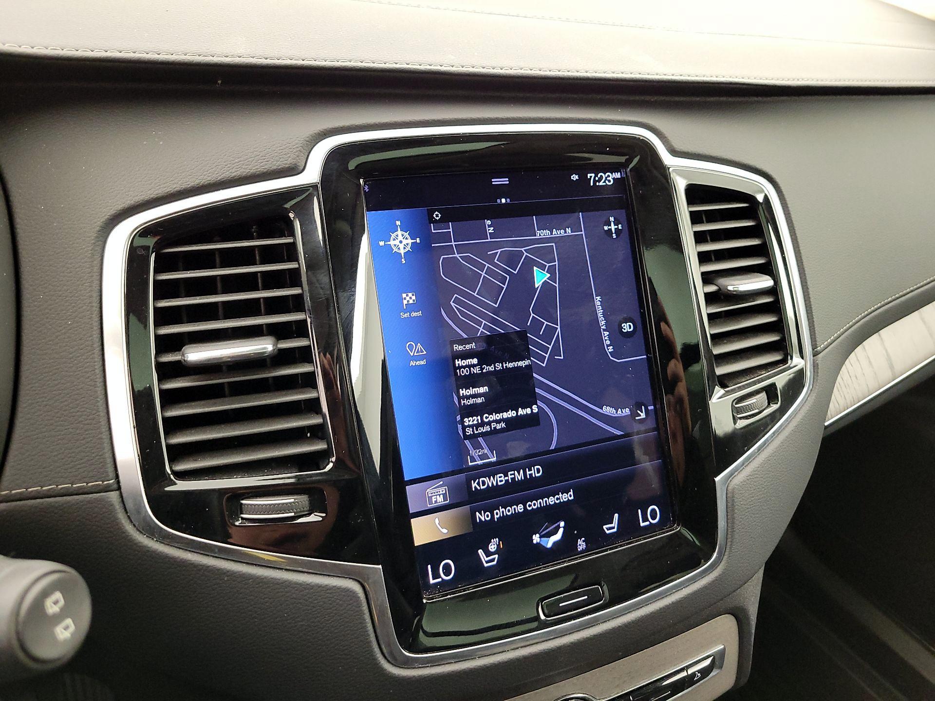 Thumbnail: 2022 Volvo XC90 - 14