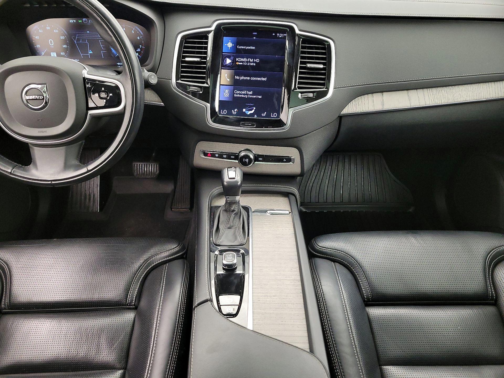 Thumbnail: 2022 Volvo XC90 - 18