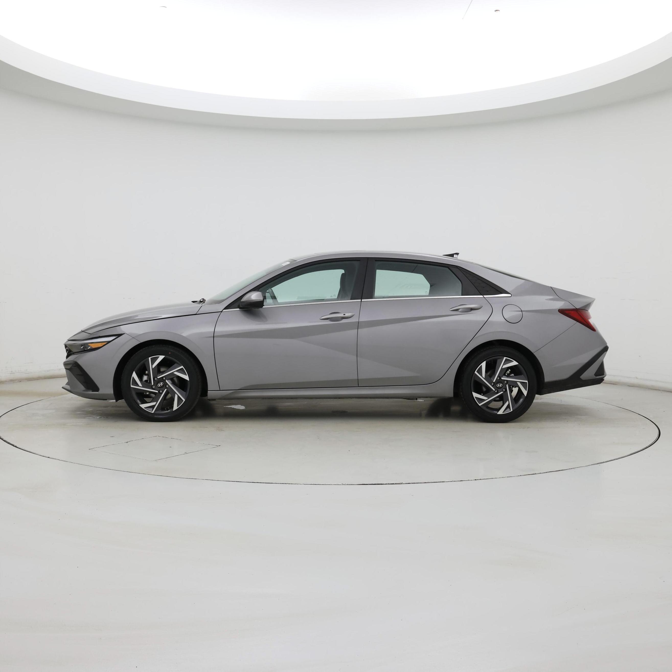 Thumbnail: 2025 Hyundai Elantra - 3