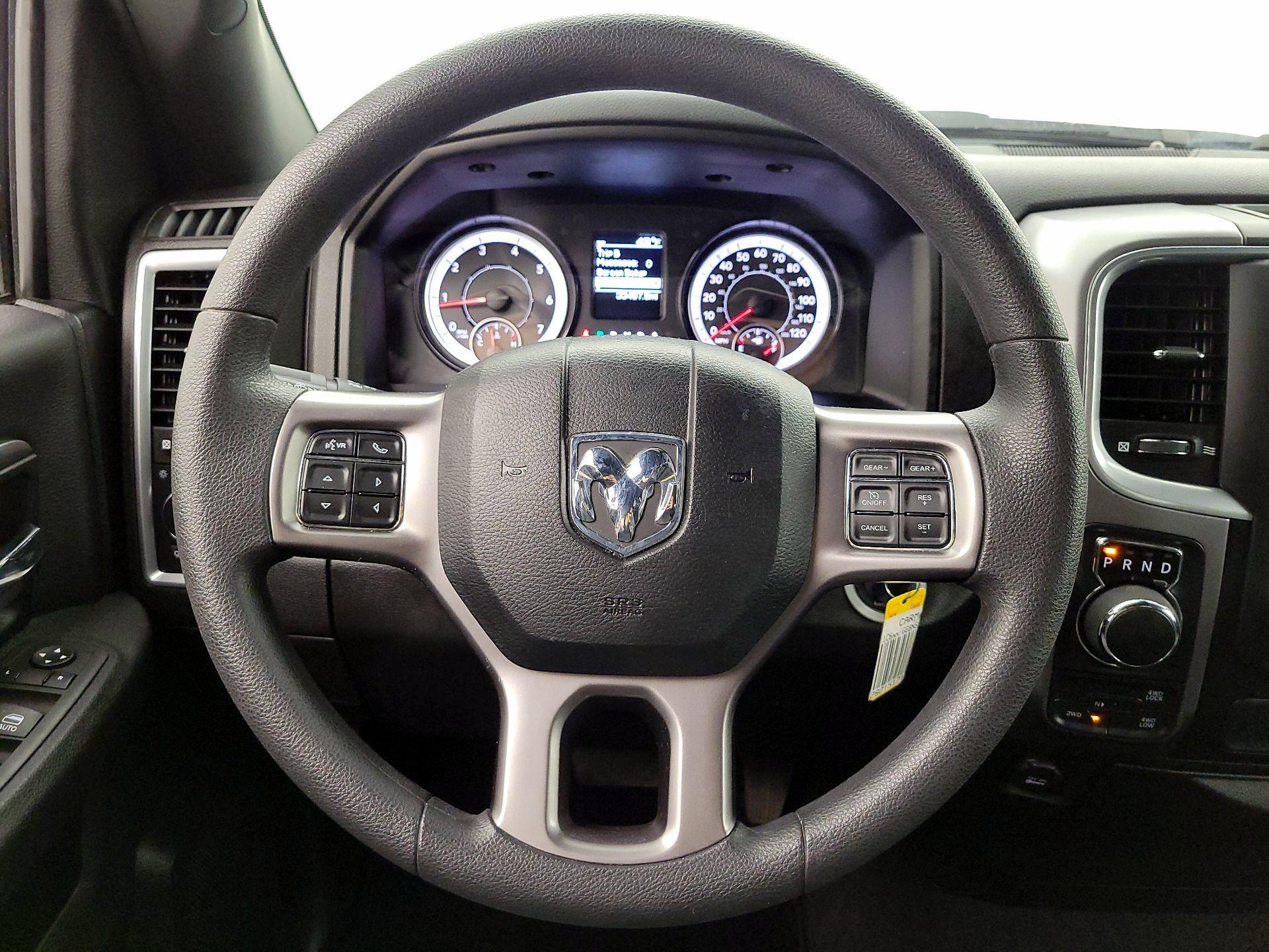 Thumbnail: 2022 RAM 1500 Classic - 10