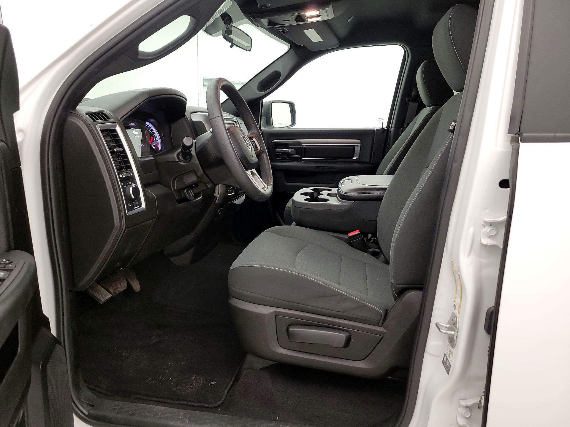 Thumbnail: 2022 RAM 1500 Classic - 11