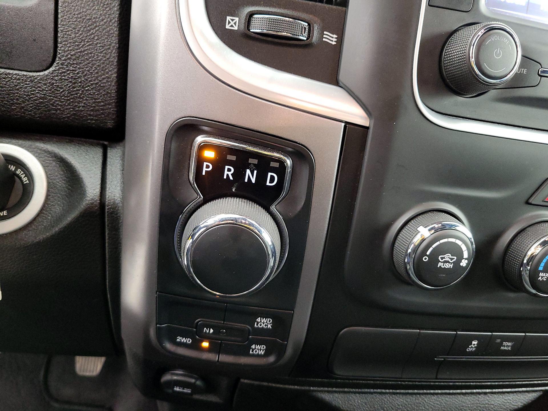 Thumbnail: 2022 RAM 1500 Classic - 18