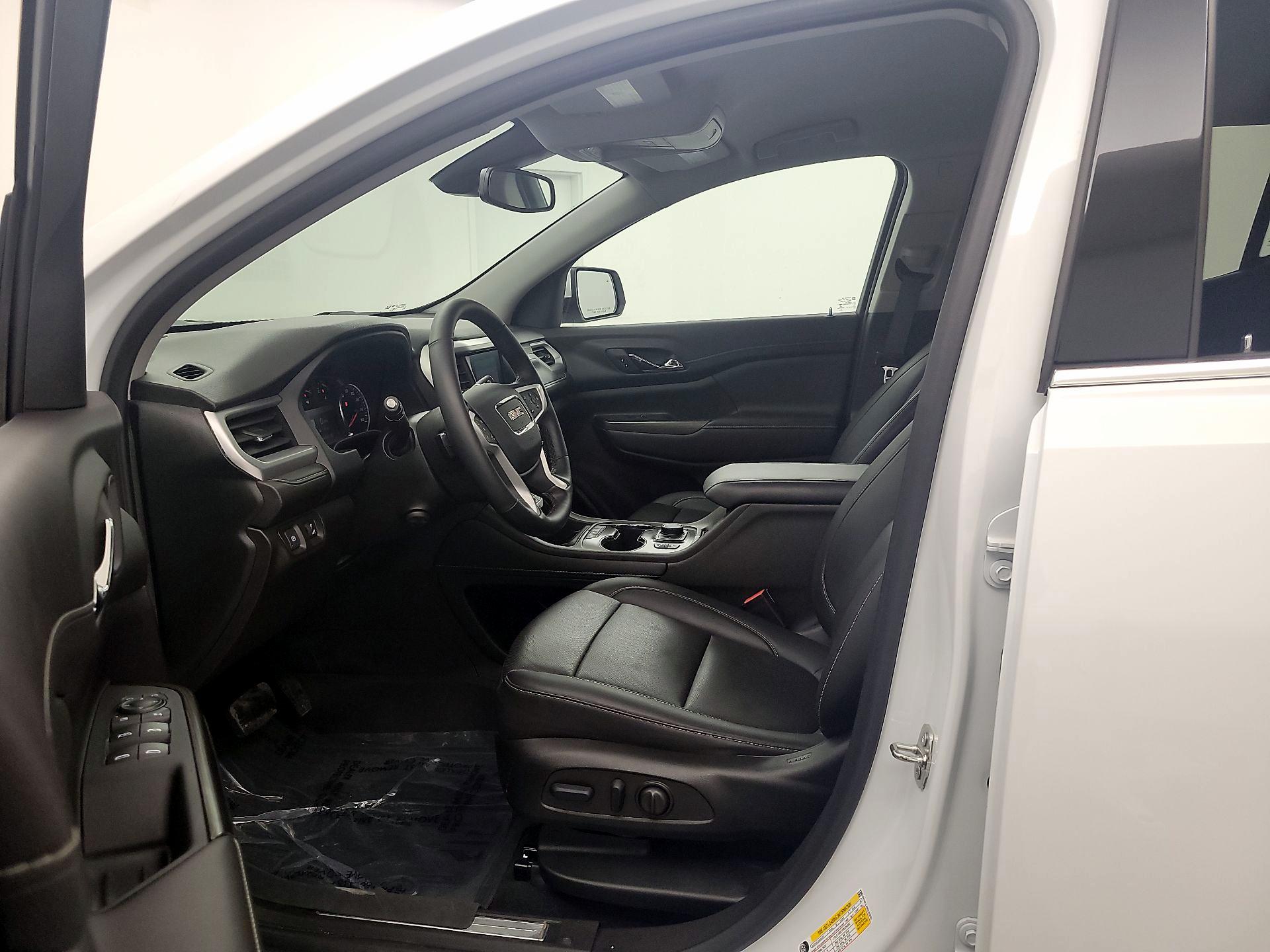 Thumbnail: 2023 GMC Acadia - 11