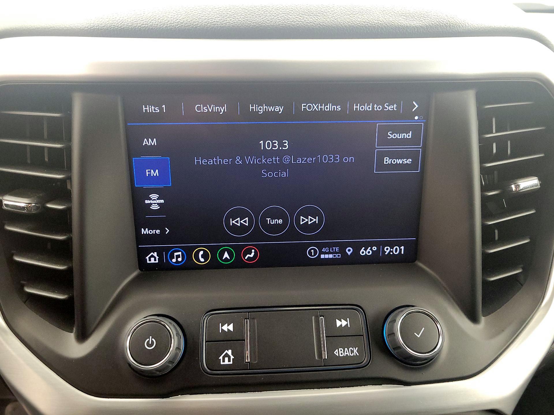 Thumbnail: 2023 GMC Acadia - 15