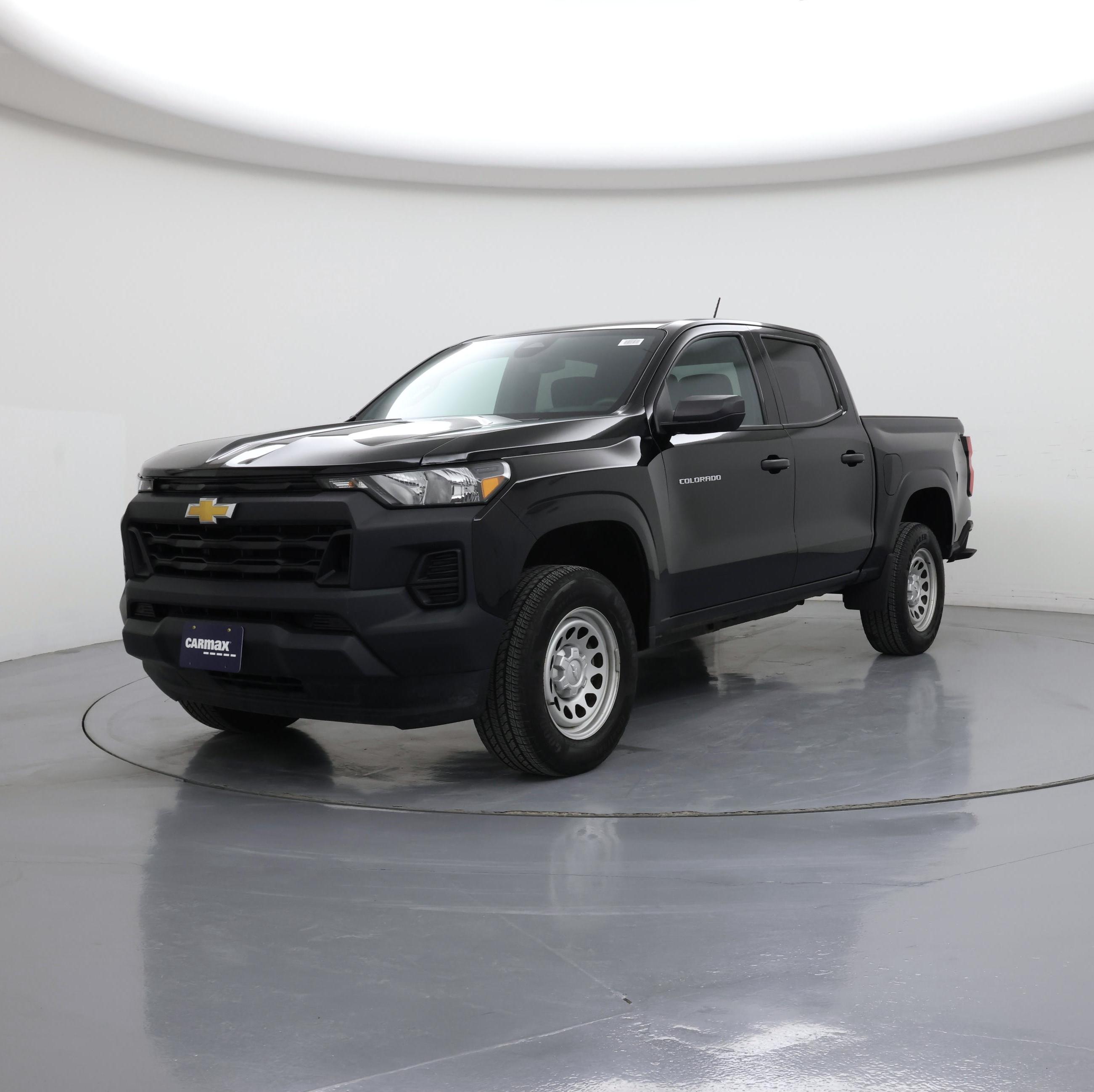 Thumbnail: 2023 Chevrolet Colorado - 4