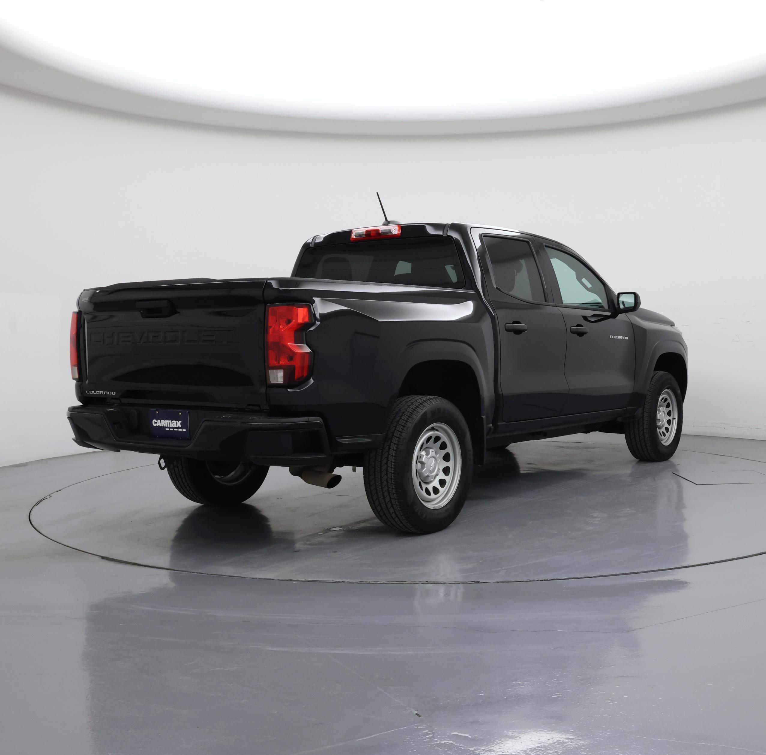 Thumbnail: 2023 Chevrolet Colorado - 8