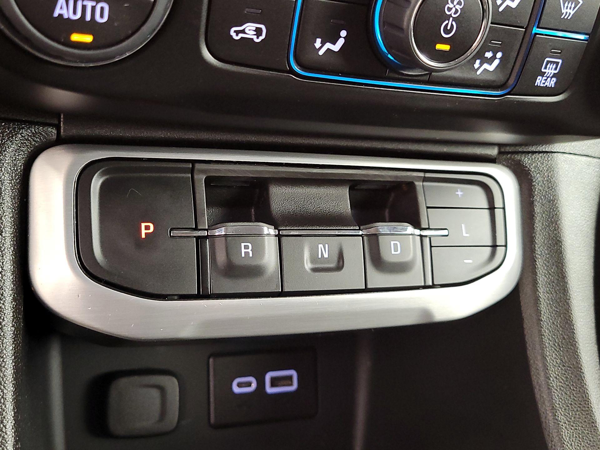 Thumbnail: 2023 GMC Acadia - 17